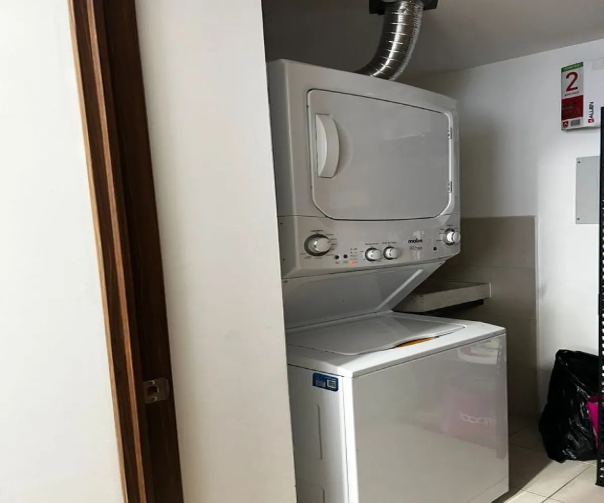 Departamento En Venta,Fracc Valle Real,Anillo Periférico Norte Manuel Gómez Morín 1066, Zapopan, Jalisco 45019, 3 Habitaciones,2 Baños,Anillo Periférico Norte Manuel Gómez Morín,1,pT6ZBaE