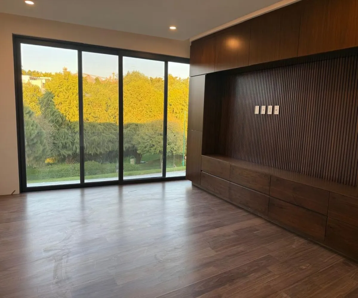 Casa En Venta,Rancho Contento,Avenida Vallarta Eje Poniente 2701, Zapopan, Jalisco 45222, 4 Habitaciones,5 Baños,Avenida Vallarta Eje Poniente,3,pUXhi8n