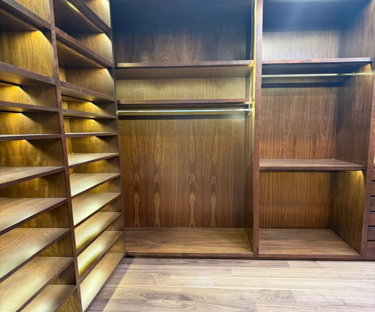 Casa En Venta,Rancho Contento,Avenida Vallarta Eje Poniente 2701, Zapopan, Jalisco 45222, 4 Habitaciones,5 Baños,Avenida Vallarta Eje Poniente,3,pUXhi8n