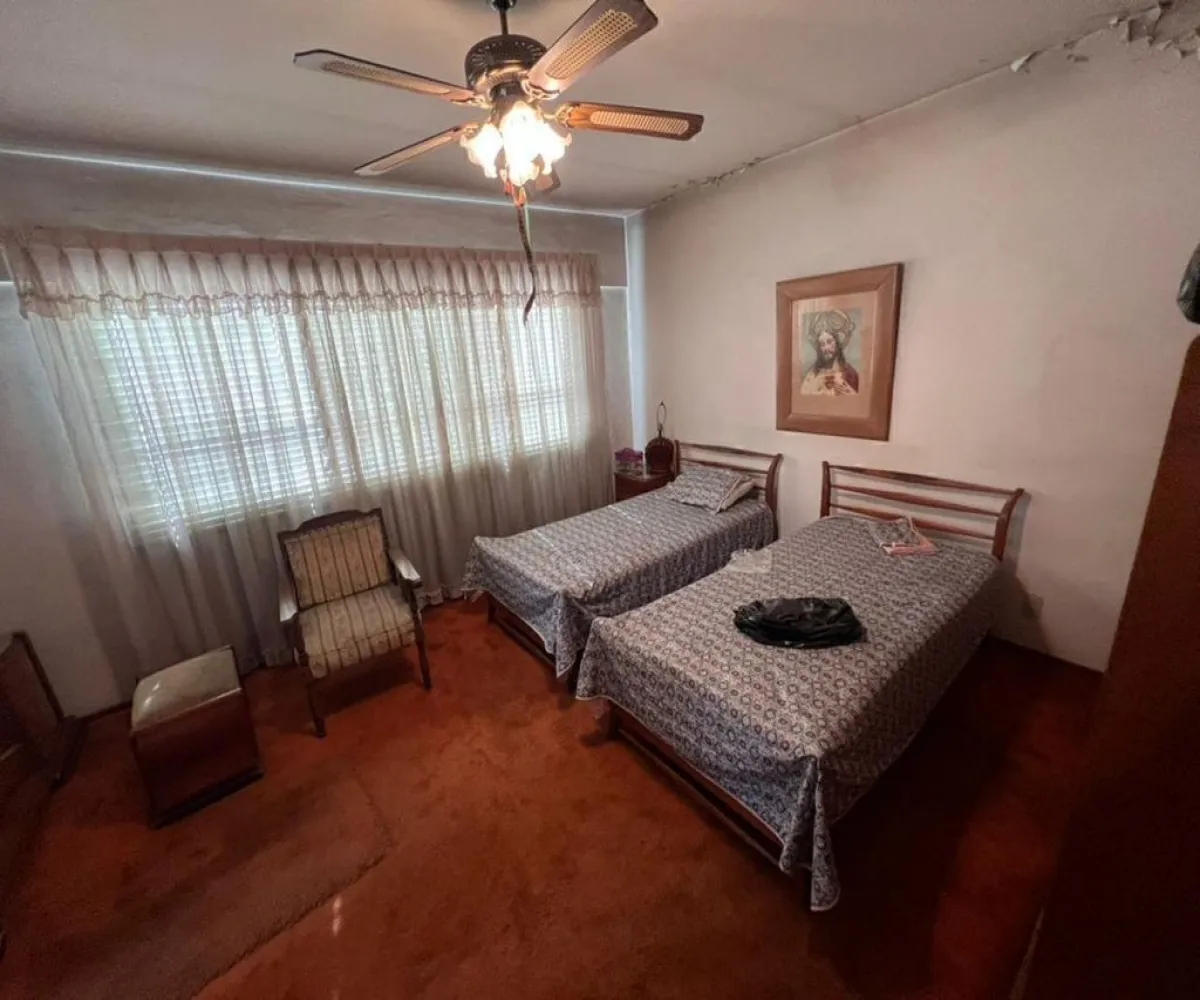 Casa En Venta,Vallarta,Benjamín Romero 18, Guadalajara, Jalisco 44690, 3 Habitaciones,2 Baños,Benjamín Romero,2,p5nhTVU