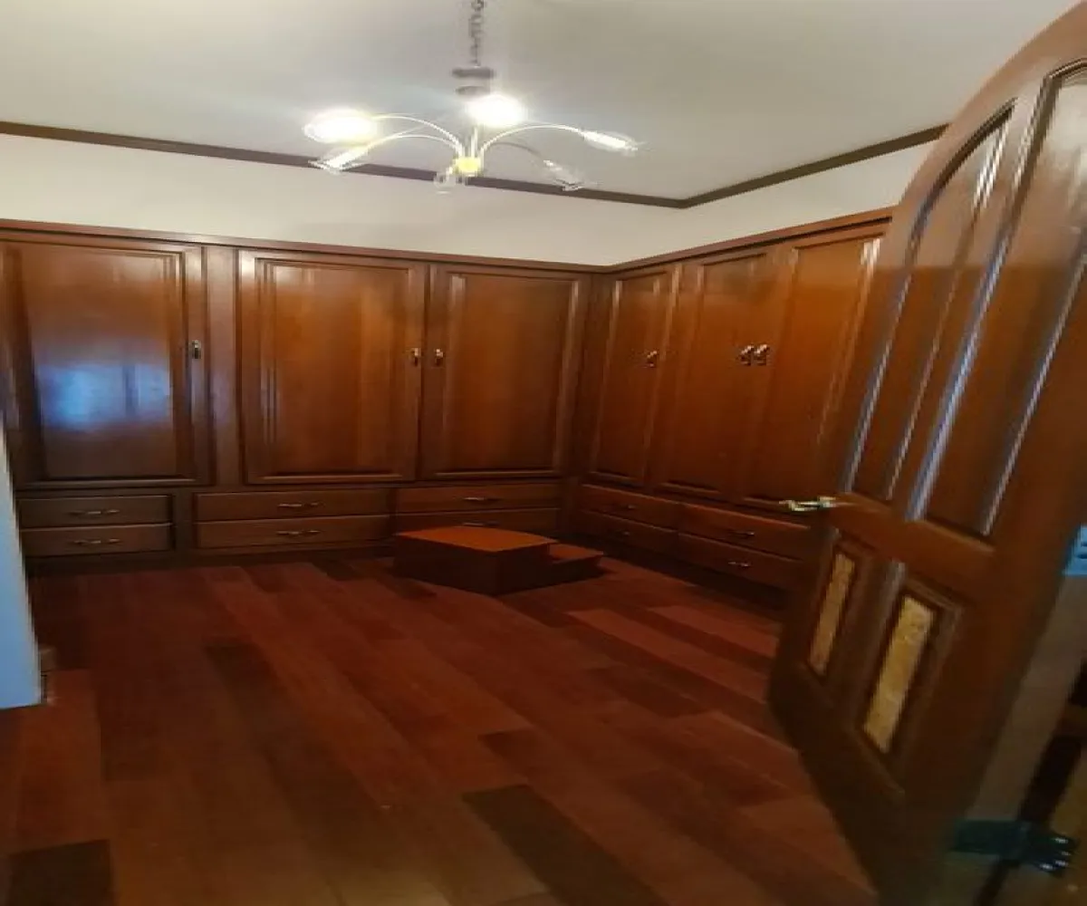 Casa En Venta,Villas del Mesón,Avenida la Rica 217, Querétaro, Querétaro 76226, 4 Habitaciones,5 Baños,Avenida la Rica,1,pfE6Pg0