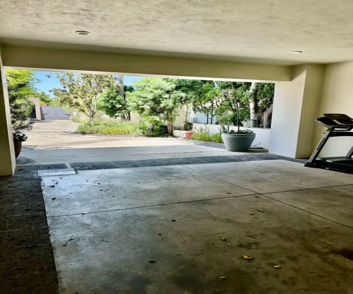 Casa En Venta,Colinas de San Javier,Calle Circuito Madrigal 1971, Zapopan, Jalisco 45110, 4 Habitaciones,4 Baños,Calle Circuito Madrigal,2,pSqGvEv