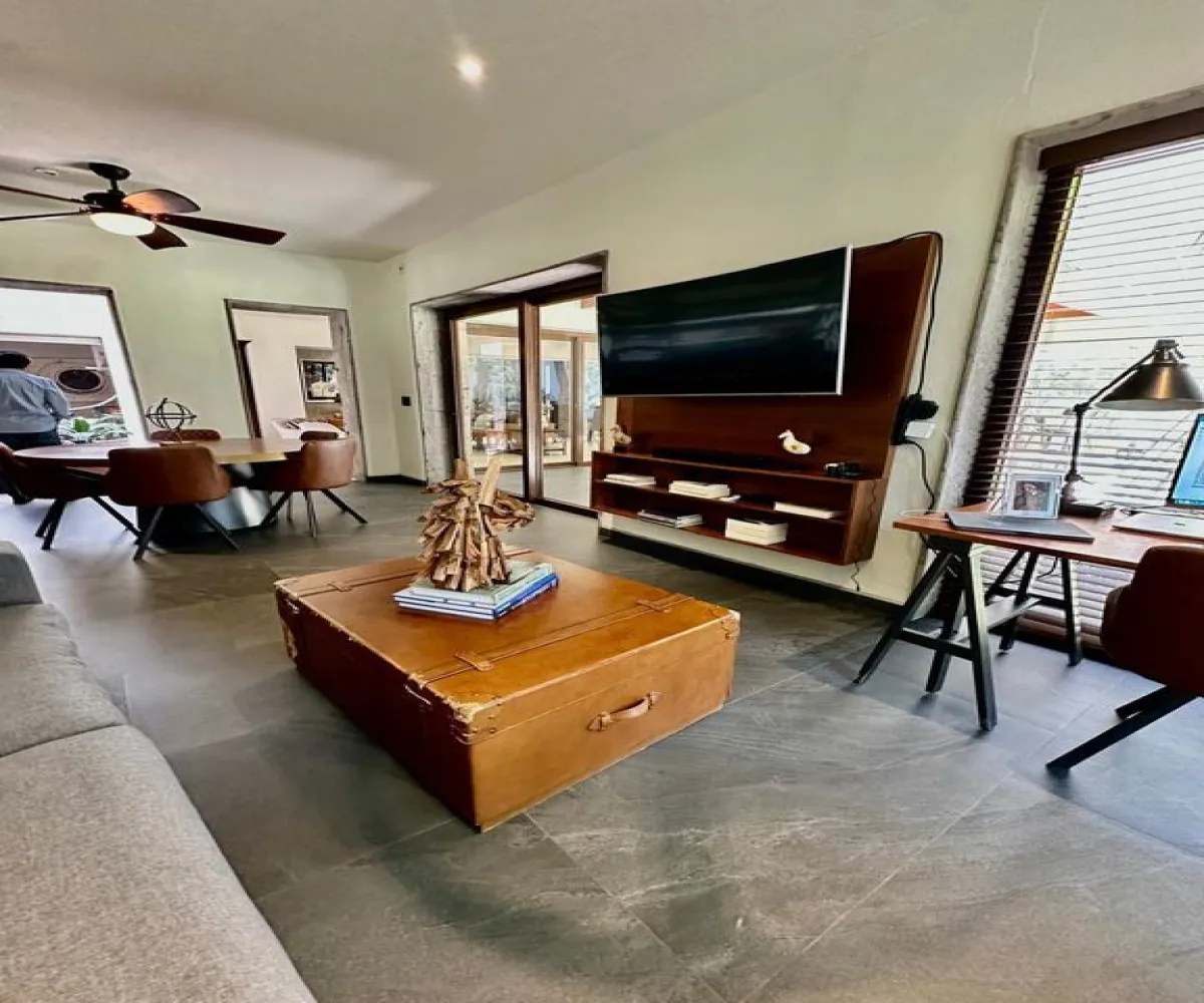 Casa En Venta,Colinas de San Javier,Calle Circuito Madrigal 1971, Zapopan, Jalisco 45110, 4 Habitaciones,4 Baños,Calle Circuito Madrigal,2,pSqGvEv