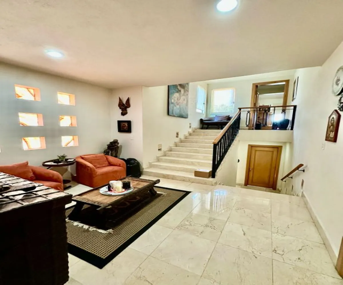 Casa En Venta,Colinas de San Javier,Calle Circuito Madrigal 1971, Zapopan, Jalisco 45110, 4 Habitaciones,4 Baños,Calle Circuito Madrigal,2,pSqGvEv