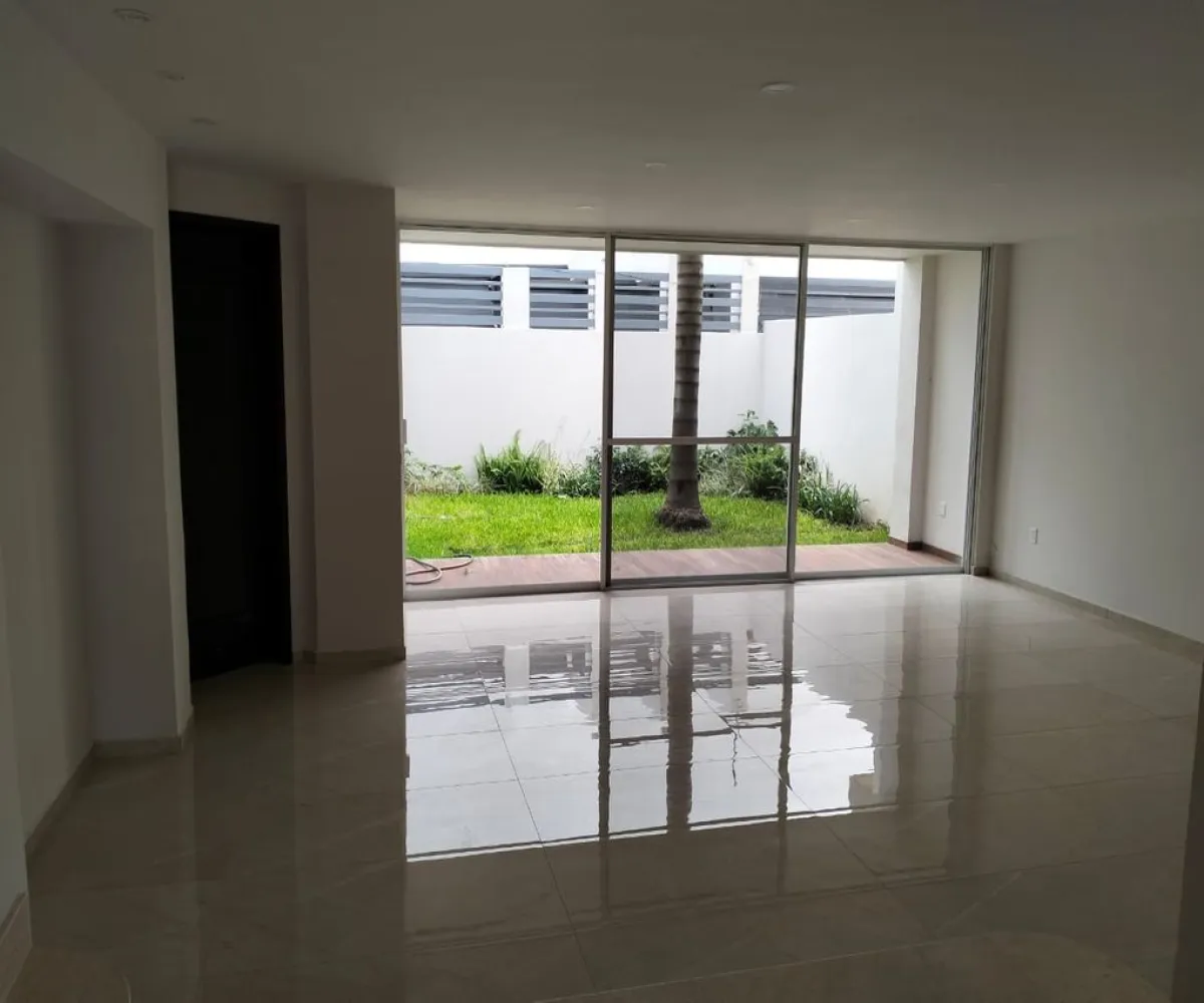 Casa En Venta,Jardín Real,Monarquia Sur 48, Zapopan, Jalisco 45136, 4 Habitaciones,4 Baños,Monarquia Sur,1,pmQA2WA