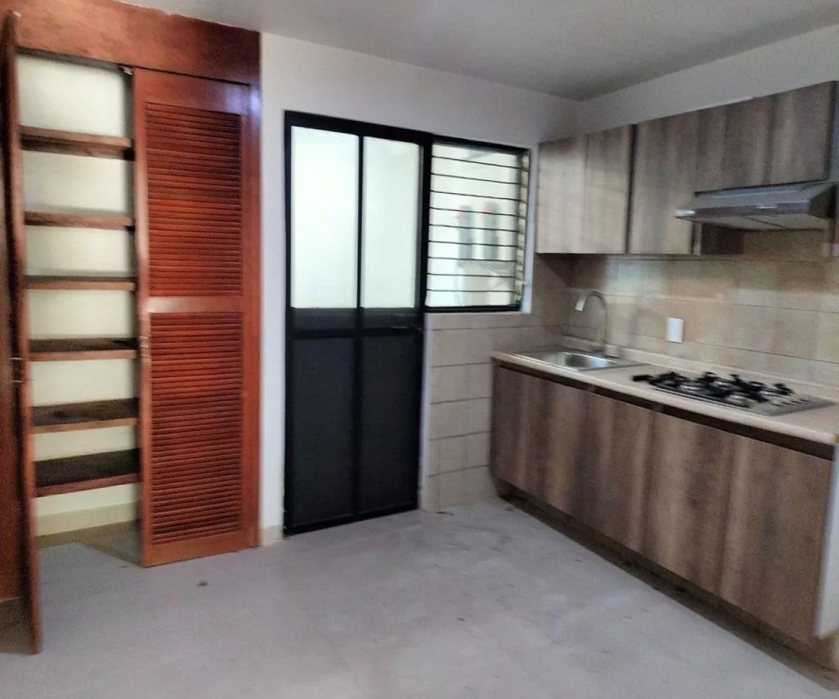 Casa En Venta,Paseos del Sol,Calle Jorge Bravo 1571, Zapopan, Jalisco 45079, 2 Habitaciones,2 Baños,Calle Jorge Bravo,1,pp7WtPH