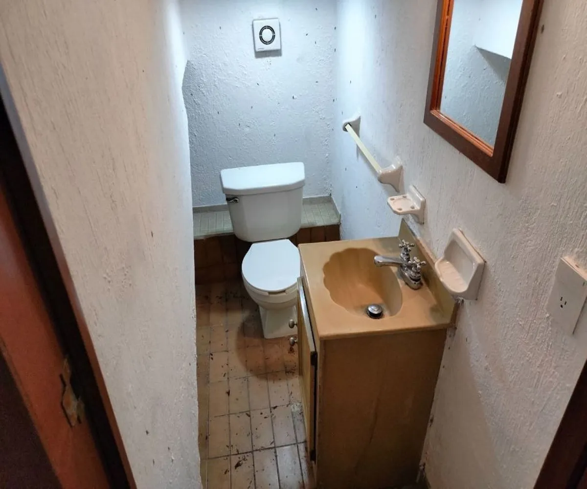 Casa En Venta,Paseos del Sol,Calle Jorge Bravo 1571, Zapopan, Jalisco 45079, 2 Habitaciones,2 Baños,Calle Jorge Bravo,1,pp7WtPH