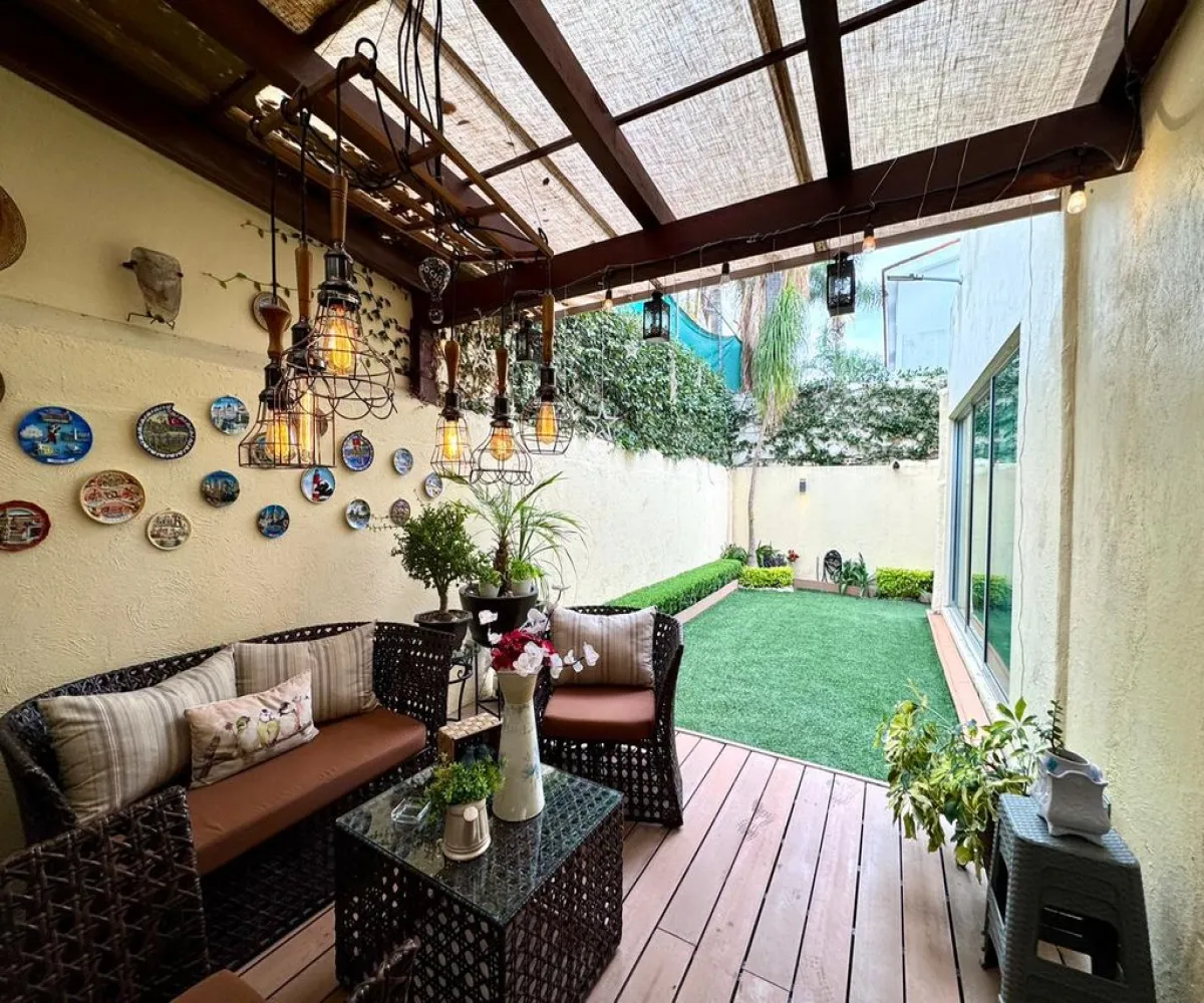 Casa En Venta,Bugambilias,Avenida Lorenzo Barcelata 510, Zapopan, Jalisco 45237, 4 Habitaciones,4 Baños,Avenida Lorenzo Barcelata,2,pdPBYi0