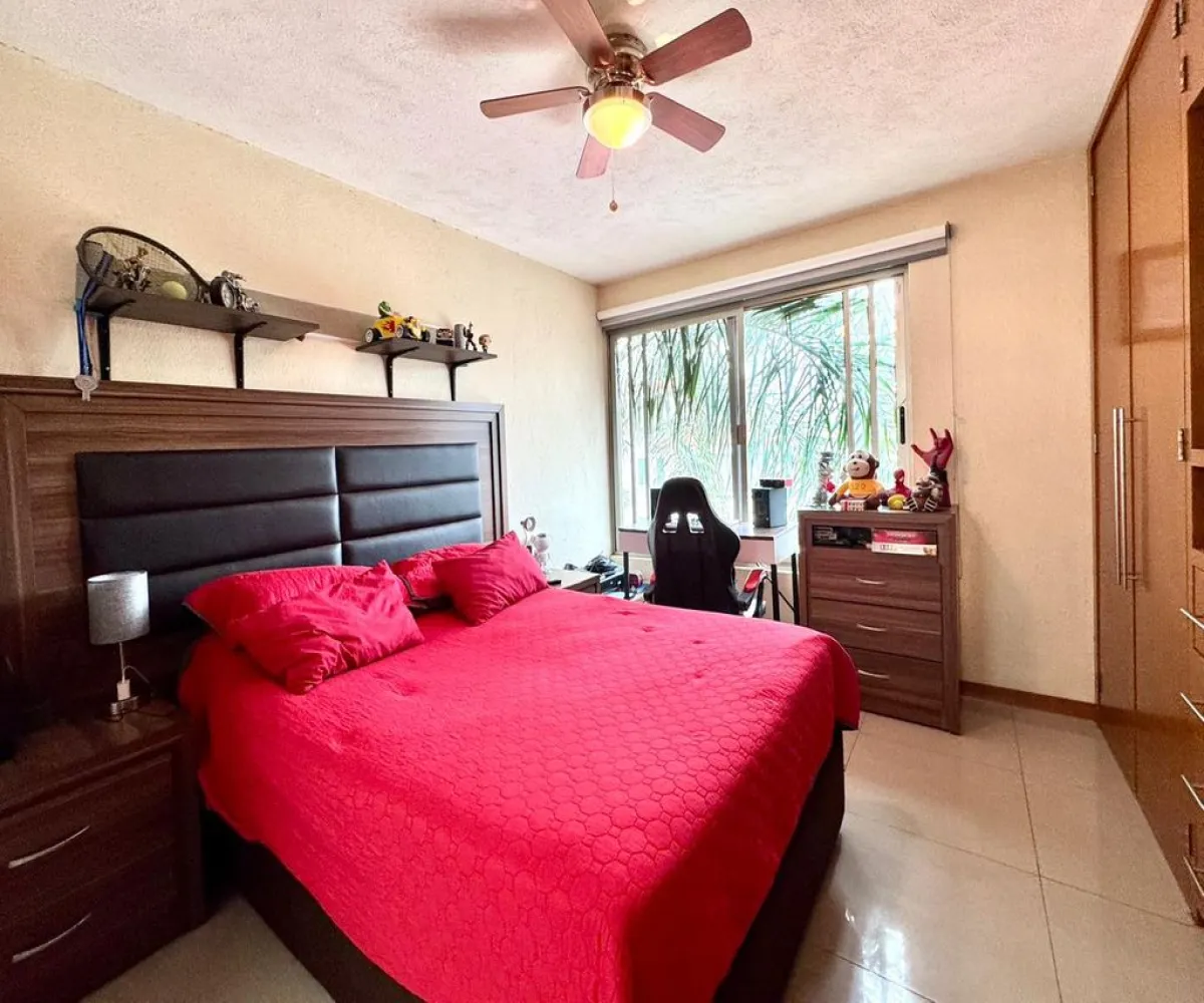 Casa En Venta,Bugambilias,Avenida Lorenzo Barcelata 510, Zapopan, Jalisco 45237, 4 Habitaciones,4 Baños,Avenida Lorenzo Barcelata,2,pdPBYi0