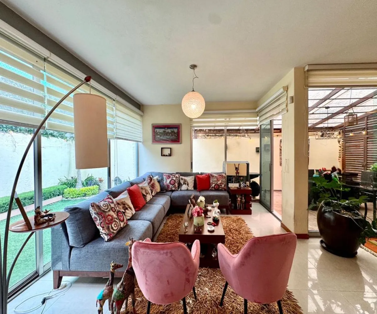 Casa En Venta,Bugambilias,Avenida Lorenzo Barcelata 510, Zapopan, Jalisco 45237, 4 Habitaciones,4 Baños,Avenida Lorenzo Barcelata,2,pdPBYi0