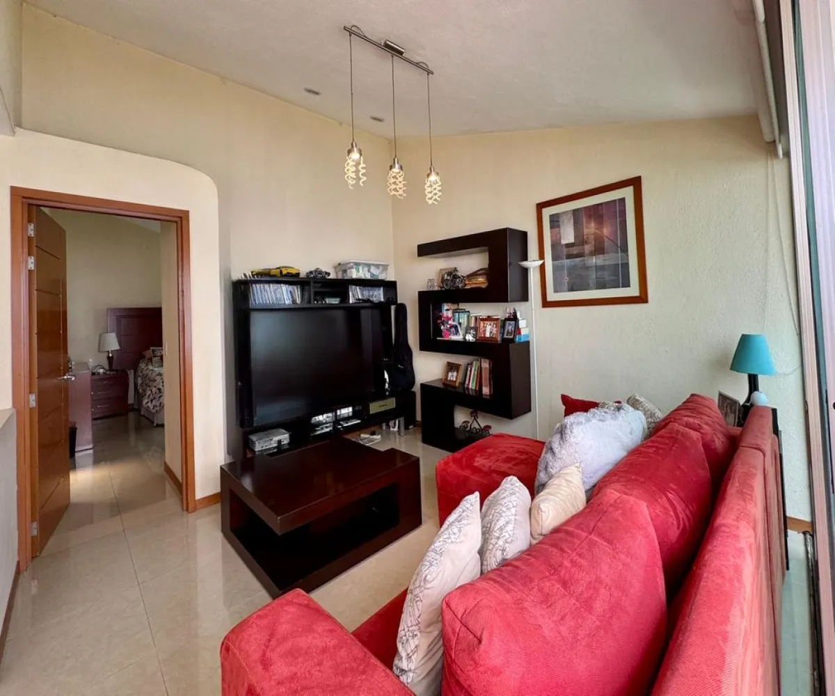 Casa En Venta,Bugambilias,Avenida Lorenzo Barcelata 510, Zapopan, Jalisco 45237, 4 Habitaciones,4 Baños,Avenida Lorenzo Barcelata,2,pdPBYi0