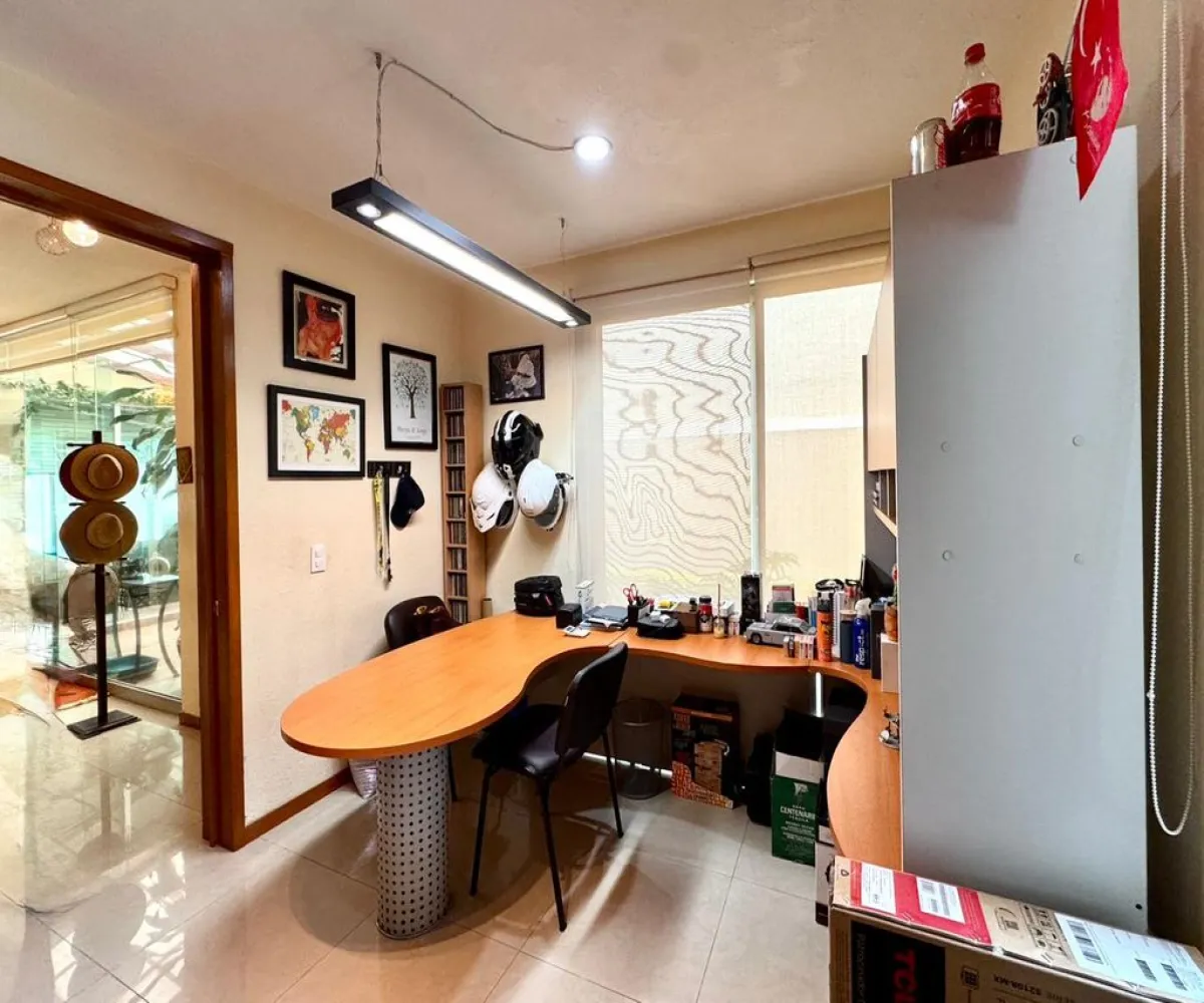 Casa En Venta,Bugambilias,Avenida Lorenzo Barcelata 510, Zapopan, Jalisco 45237, 4 Habitaciones,4 Baños,Avenida Lorenzo Barcelata,2,pdPBYi0