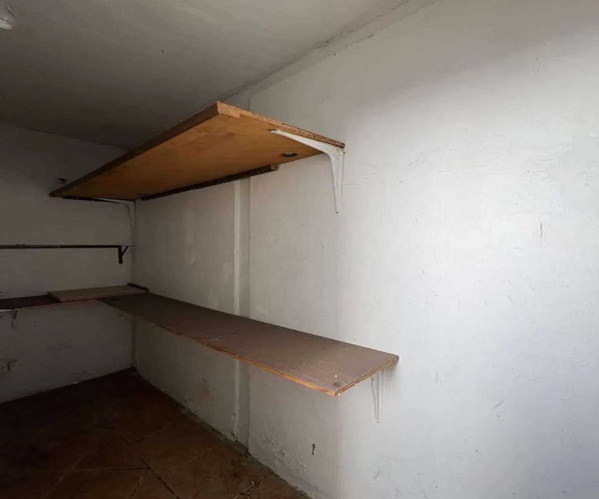 Casa En Venta,Arcos,Calle José Guadalupe Montenegro 2373, Guadalajara, Jalisco 44140, 4 Habitaciones,3 Baños,Calle José Guadalupe Montenegro,2,pVUWtzp