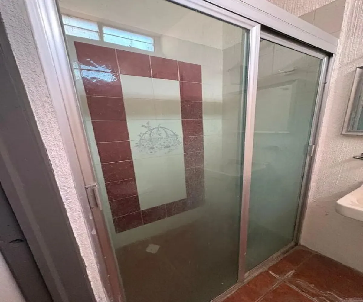 Casa En Venta,Arcos,Calle José Guadalupe Montenegro 2373, Guadalajara, Jalisco 44140, 4 Habitaciones,3 Baños,Calle José Guadalupe Montenegro,2,pVUWtzp