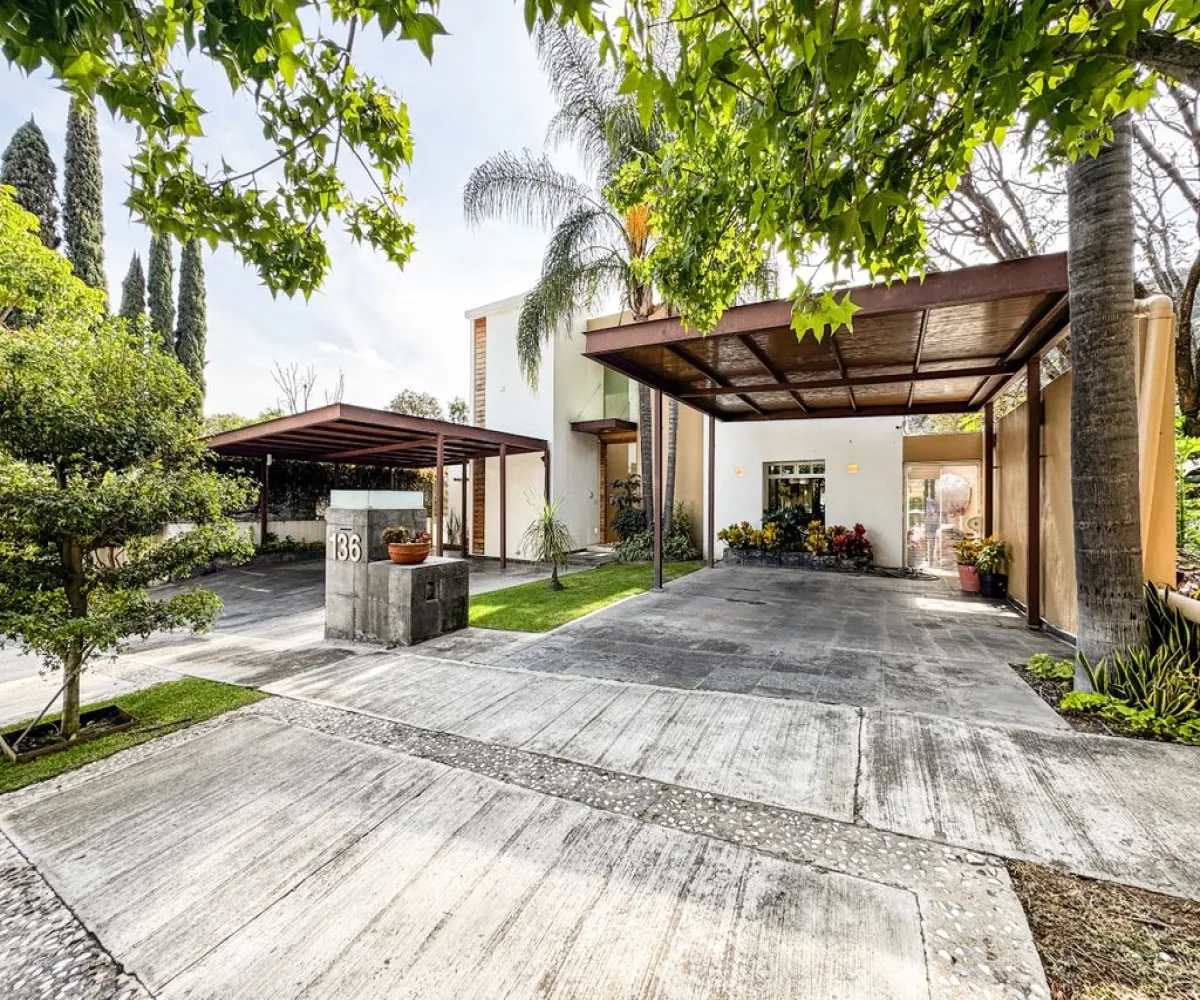 Casa En Venta,El Palomar,Paseo de Los Alamos 136, Tlajomulco de Zúñiga, Jalisco 45643, 3 Habitaciones,3 Baños,Paseo de Los Alamos,2,prciezb