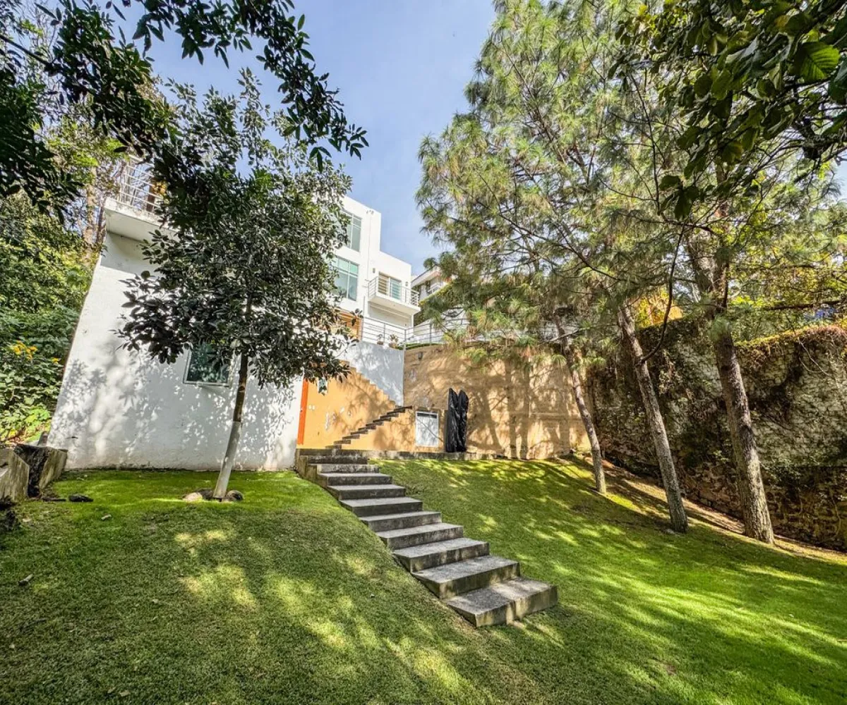 Casa En Venta,El Palomar,Paseo de Los Alamos 136, Tlajomulco de Zúñiga, Jalisco 45643, 3 Habitaciones,3 Baños,Paseo de Los Alamos,2,prciezb