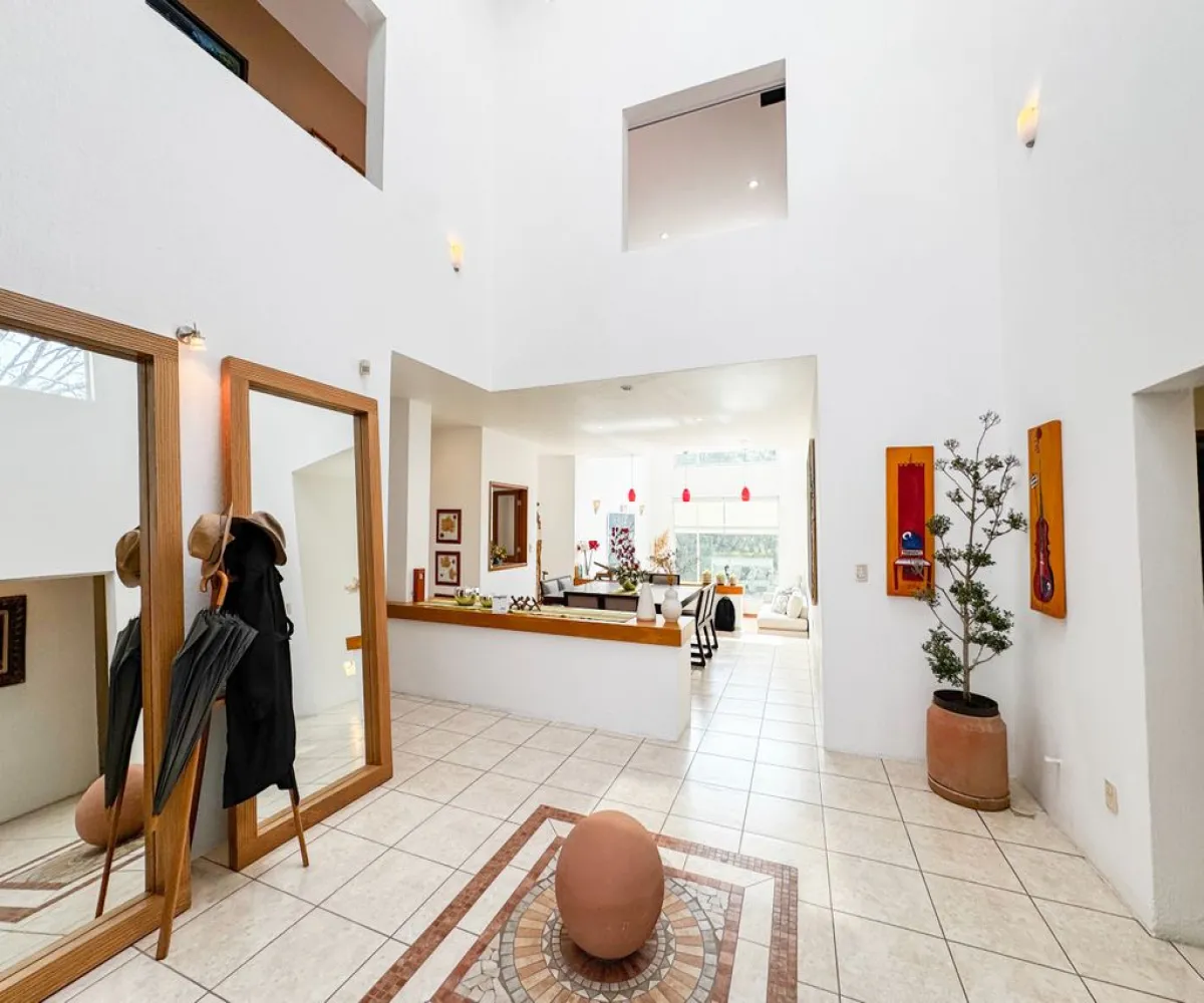 Casa En Venta,El Palomar,Paseo de Los Alamos 136, Tlajomulco de Zúñiga, Jalisco 45643, 3 Habitaciones,3 Baños,Paseo de Los Alamos,2,prciezb