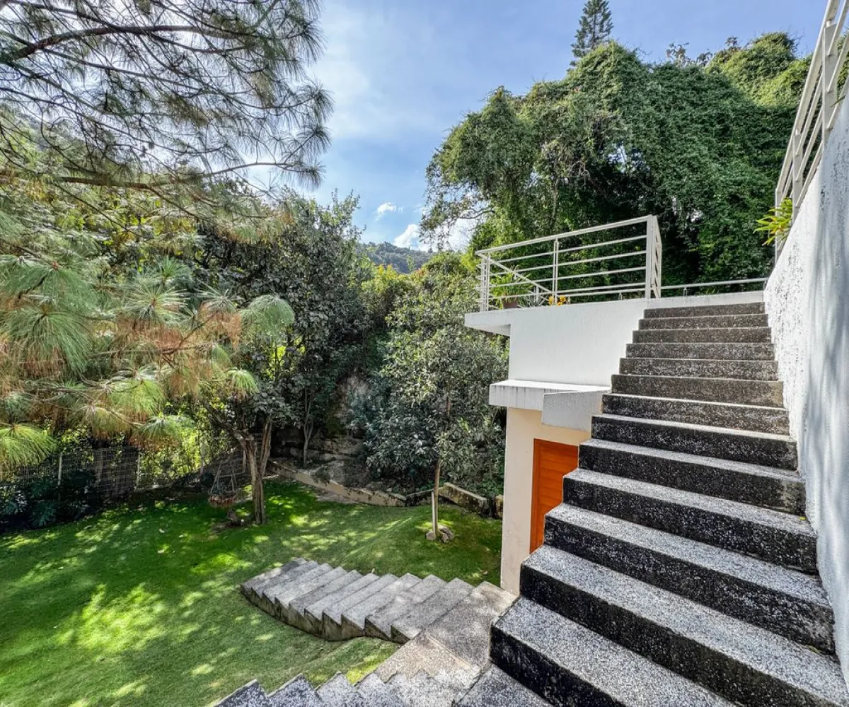 Casa En Venta,El Palomar,Paseo de Los Alamos 136, Tlajomulco de Zúñiga, Jalisco 45643, 3 Habitaciones,3 Baños,Paseo de Los Alamos,2,prciezb