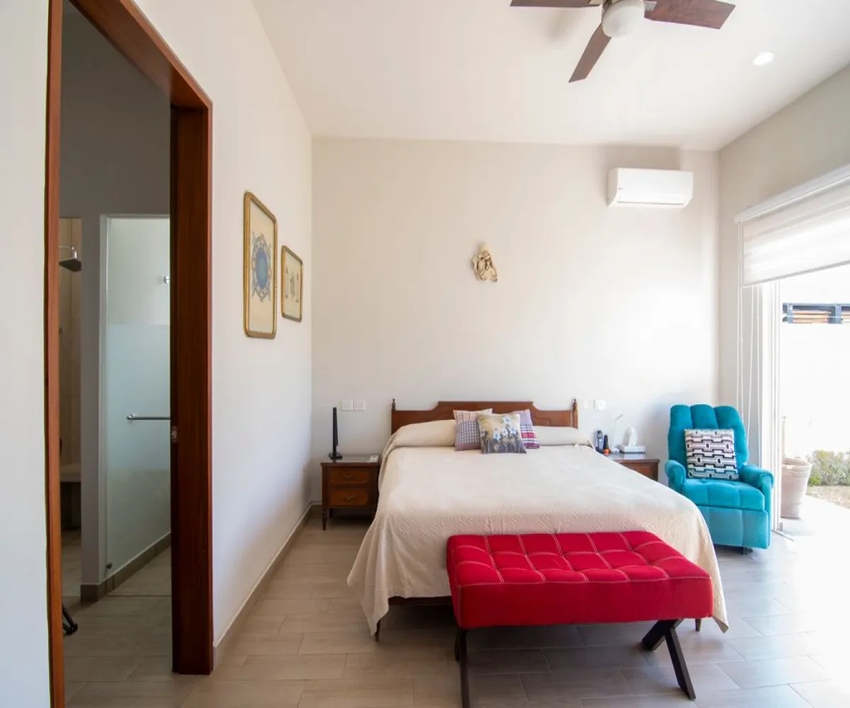 Casa En Venta,Paseo de Las Aves y Jardines de San Sebastián,Rinconada Santa Anita S/N, Tlajomulco de Zúñiga, Jalisco 45650, 1 Cuarto,1 Baño,Rinconada Santa Anita,1,pQ6ZyVZ