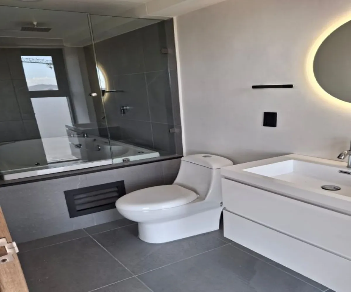 Departamento En Renta,Arcos Vallarta,Calle Justo Sierra 2429, Guadalajara, Jalisco 44130, 2 Habitaciones,2 Baños,Calle Justo Sierra,2,puD44H8