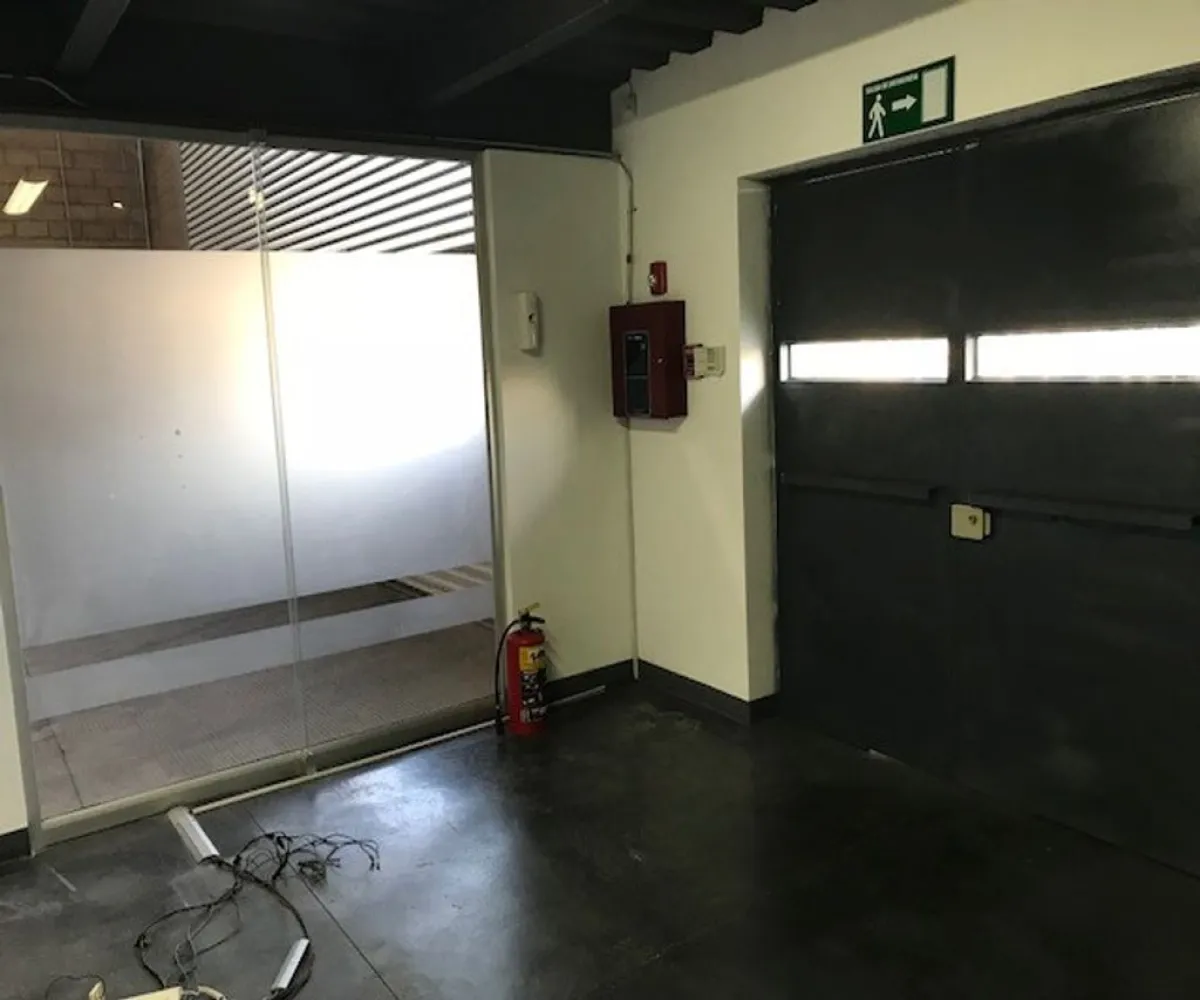 Bodega En Renta,Zona Centro,Avenida Jesus Michel Gonzalez 70, Tlajomulco de Zúñiga, Jalisco 45650,1 Baño,Avenida Jesus Michel Gonzalez,1,pKh8GE9