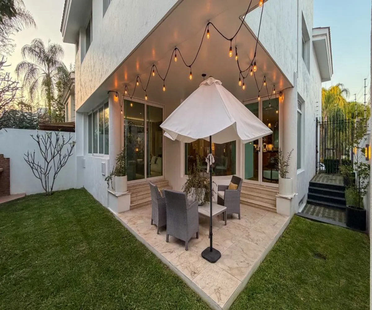 Casa En Renta,Valle Real,Paseo San Arturo Poniente 101, Zapopan, Jalisco 45019, 4 Habitaciones,4 Baños,Paseo San Arturo Poniente,1,phwEpgX