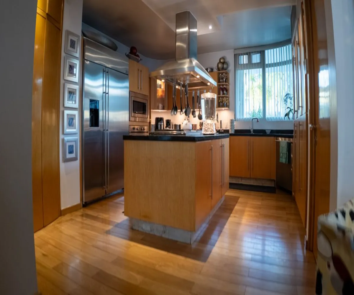 Casa En Renta,Valle Real,Paseo San Arturo Poniente 101, Zapopan, Jalisco 45019, 4 Habitaciones,4 Baños,Paseo San Arturo Poniente,1,phwEpgX