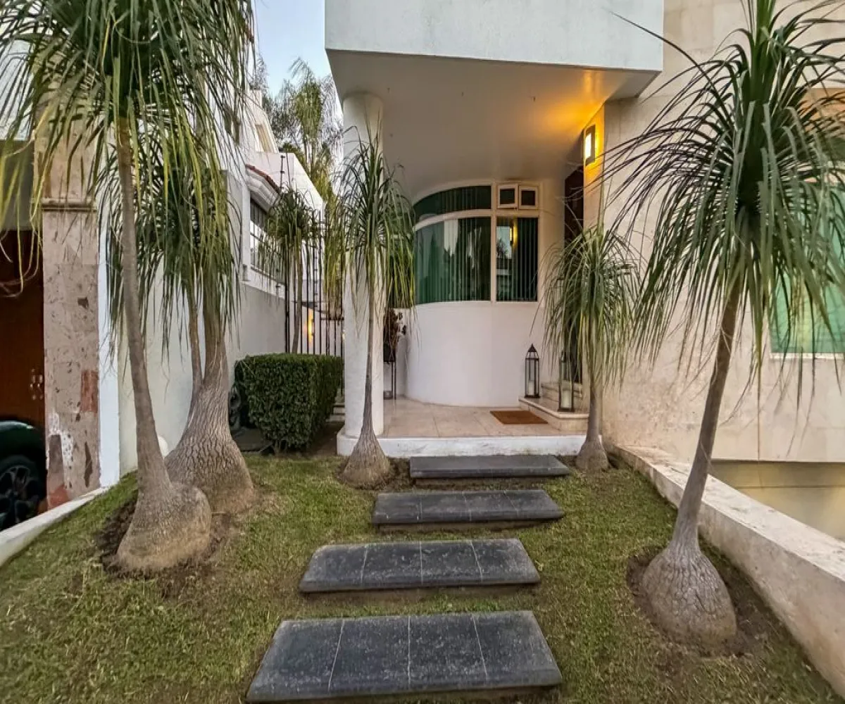 Casa En Renta,Valle Real,Paseo San Arturo Poniente 101, Zapopan, Jalisco 45019, 4 Habitaciones,4 Baños,Paseo San Arturo Poniente,1,phwEpgX