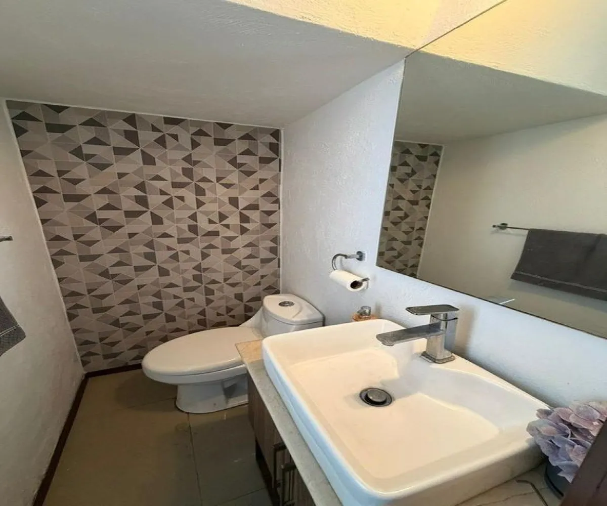 Casa En Venta,Nuevo México,Calle 1o. de Enero Poniente 53, Zapopan, Jalisco 45138, 3 Habitaciones,2 Baños,Calle 1o. de Enero Poniente,1,pA6Pl79