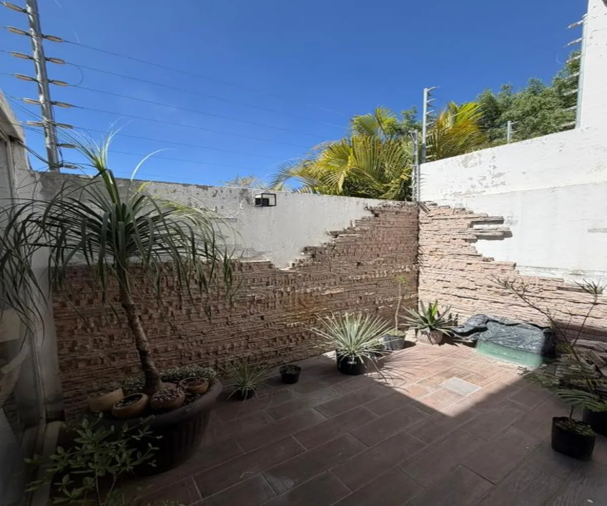 Casa En Venta,Nuevo México,Calle 1o. de Enero Poniente 53, Zapopan, Jalisco 45138, 3 Habitaciones,2 Baños,Calle 1o. de Enero Poniente,1,pA6Pl79