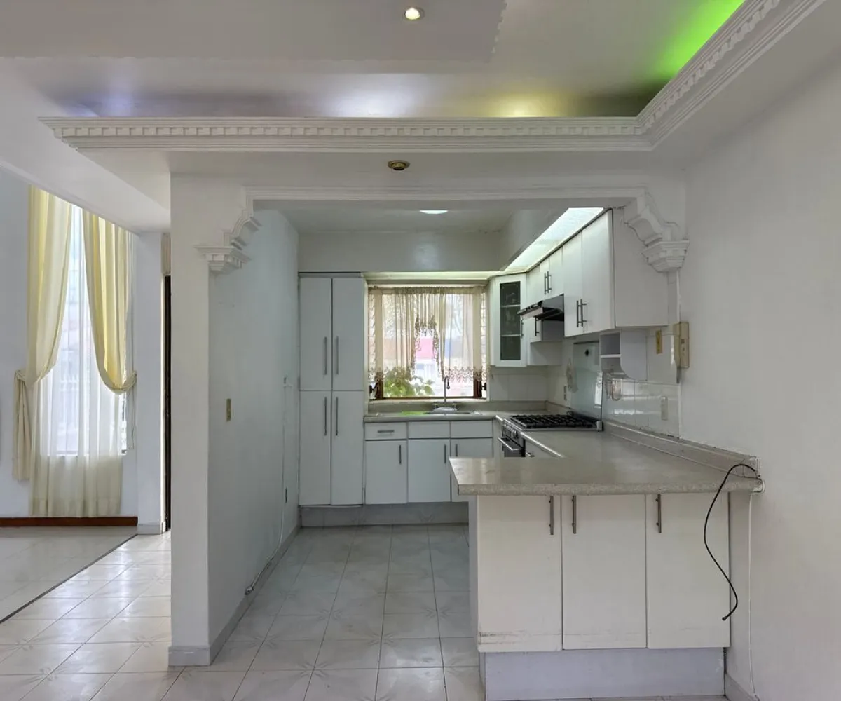 Casa En Renta,Bugambilias,Remanso de Los Girasoles 2469, Zapopan, Jalisco 45237, 3 Habitaciones,2 Baños,Remanso de Los Girasoles,2,p9nlK3h