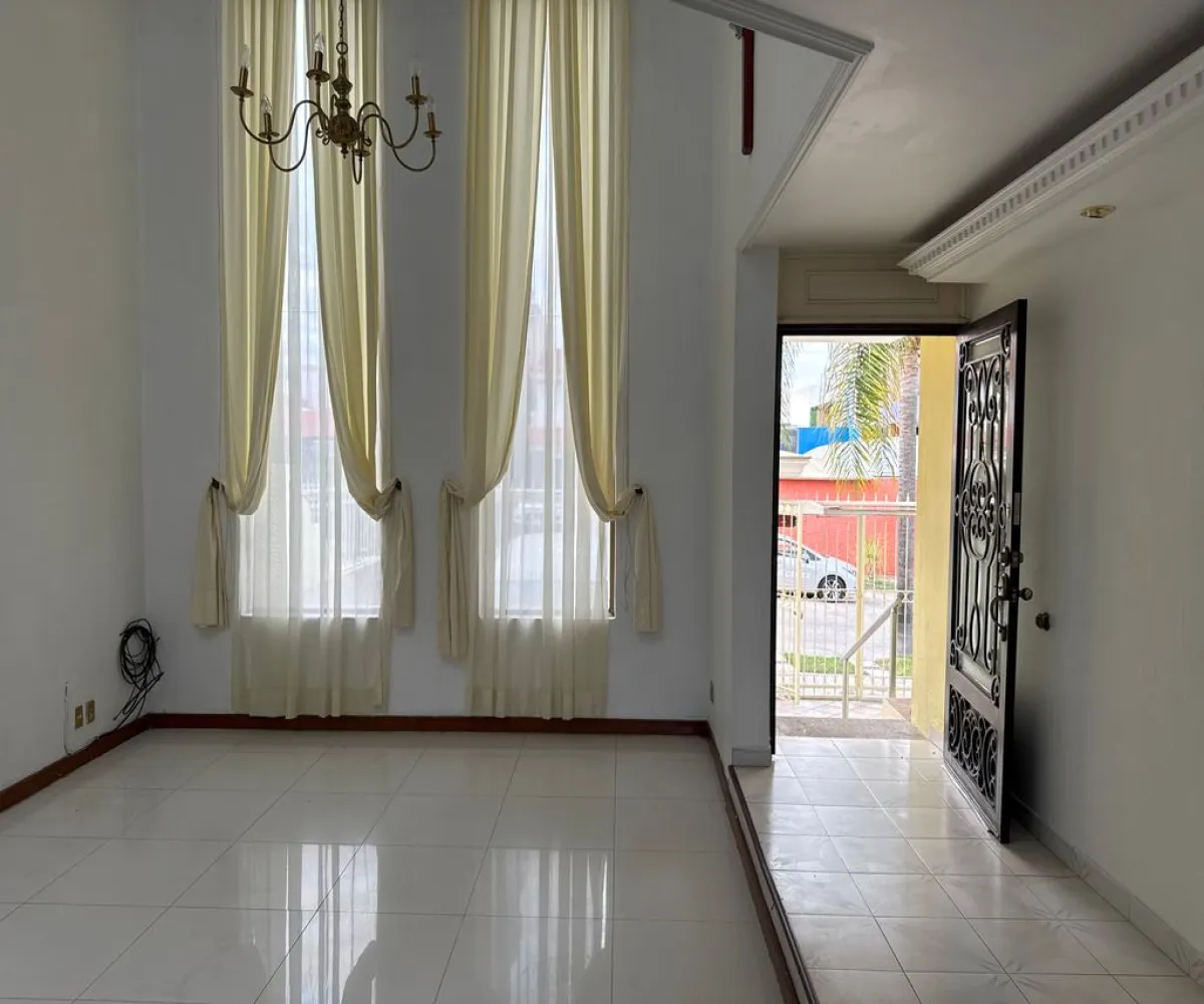 Casa En Renta,Bugambilias,Remanso de Los Girasoles 2469, Zapopan, Jalisco 45237, 3 Habitaciones,2 Baños,Remanso de Los Girasoles,2,p9nlK3h