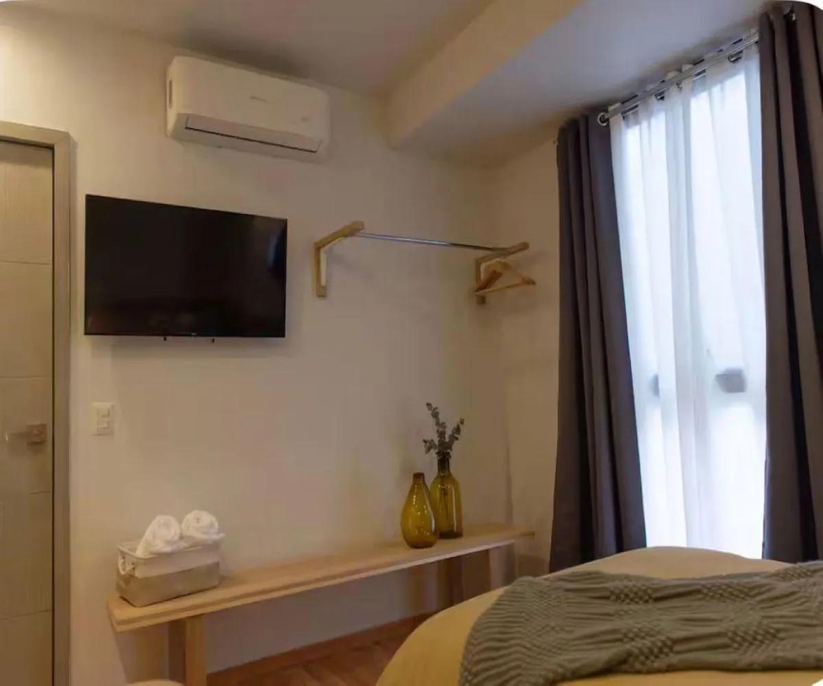 Departamento En Renta,Obrera,Avenida Chapultepec Sur 480, Guadalajara, Jalisco 44140, 3 Habitaciones,2 Baños,Avenida Chapultepec Sur,1,pGx3cQ7