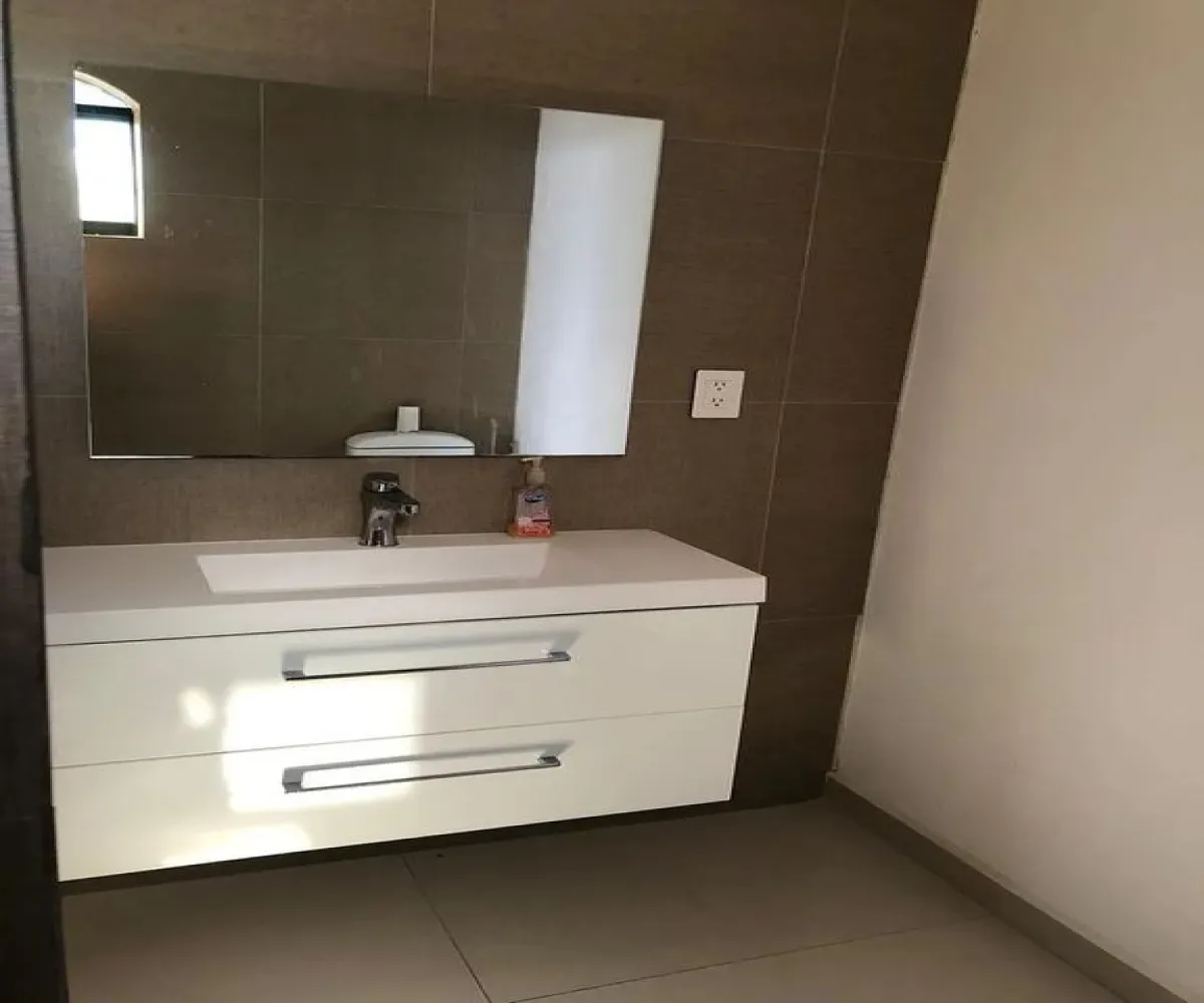 Casa En Renta,Valle Real,Paseo San Jorge S/N, Zapopan, Jalisco 45019, 4 Habitaciones,7 Baños,Paseo San Jorge ,1,p1Bstfl