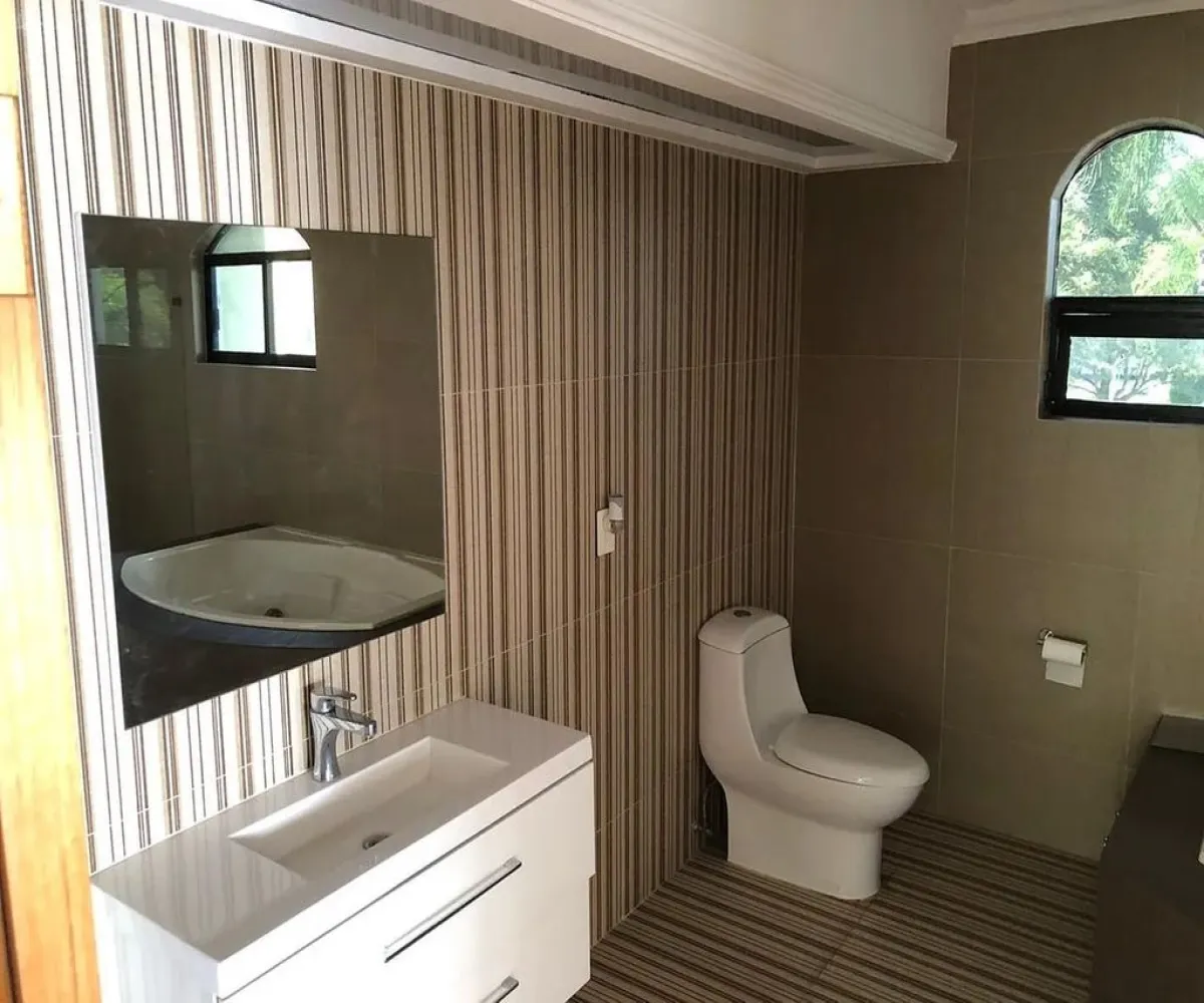 Casa En Renta,Valle Real,Paseo San Jorge S/N, Zapopan, Jalisco 45019, 4 Habitaciones,7 Baños,Paseo San Jorge ,1,p1Bstfl