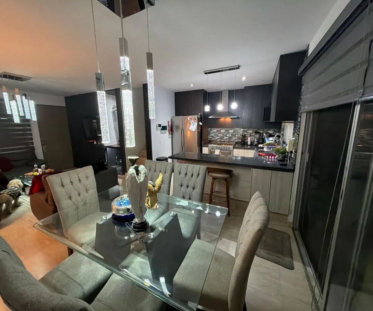 Casa En Venta,Huentitán El Alto,Calle Paseo del Zoológico 536, Guadalajara, Jalisco 44395, 3 Habitaciones,3 Baños,Calle Paseo del Zoológico,3,pxt6SIY