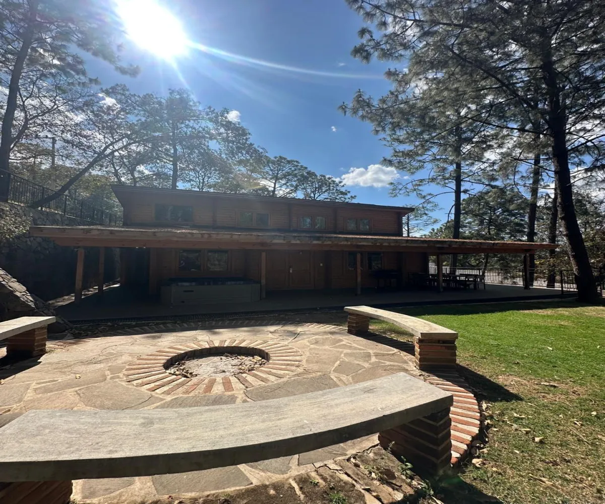 Casa En Venta,Mazamitla,Av. Conalep 200, Mazamitla, Jalisco 49500, 4 Habitaciones,4 Baños,Cabañas Santa Barbara,Av. Conalep,2,723310