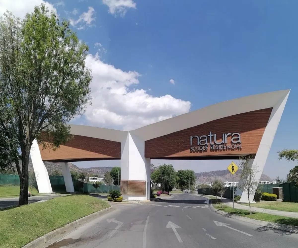 Casa En Venta,Natura Bosque Residencial,Avenida Paseo del Bosque 3428 8, Zapopan, Jalisco 45066, 5 Habitaciones,4 Baños,Avenida Paseo del Bosque,1,p82EVSa