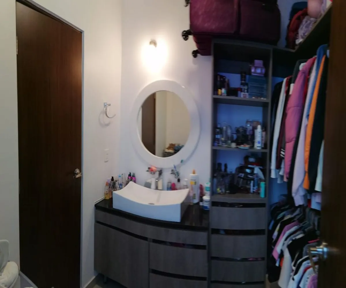 Casa En Venta,Natura Bosque Residencial,Avenida Paseo del Bosque 3428 8, Zapopan, Jalisco 45066, 5 Habitaciones,4 Baños,Avenida Paseo del Bosque,1,p82EVSa