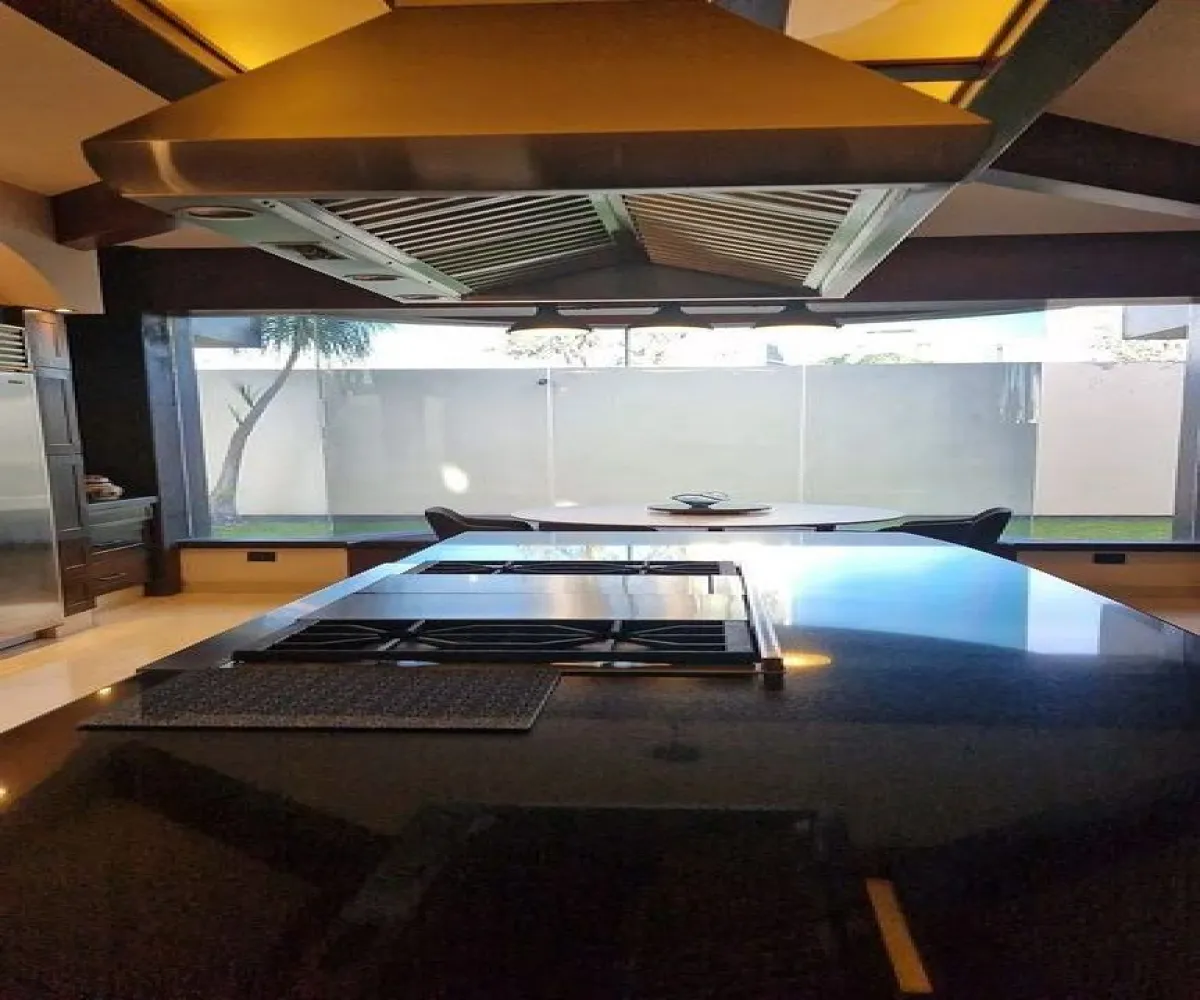 Casa En Renta,Puerta de Hierro,Boulevard Puerta de Hierro 5624, Zapopan, Jalisco 45116, 4 Habitaciones,5 Baños,Boulevard Puerta de Hierro,1,pgkZAGi