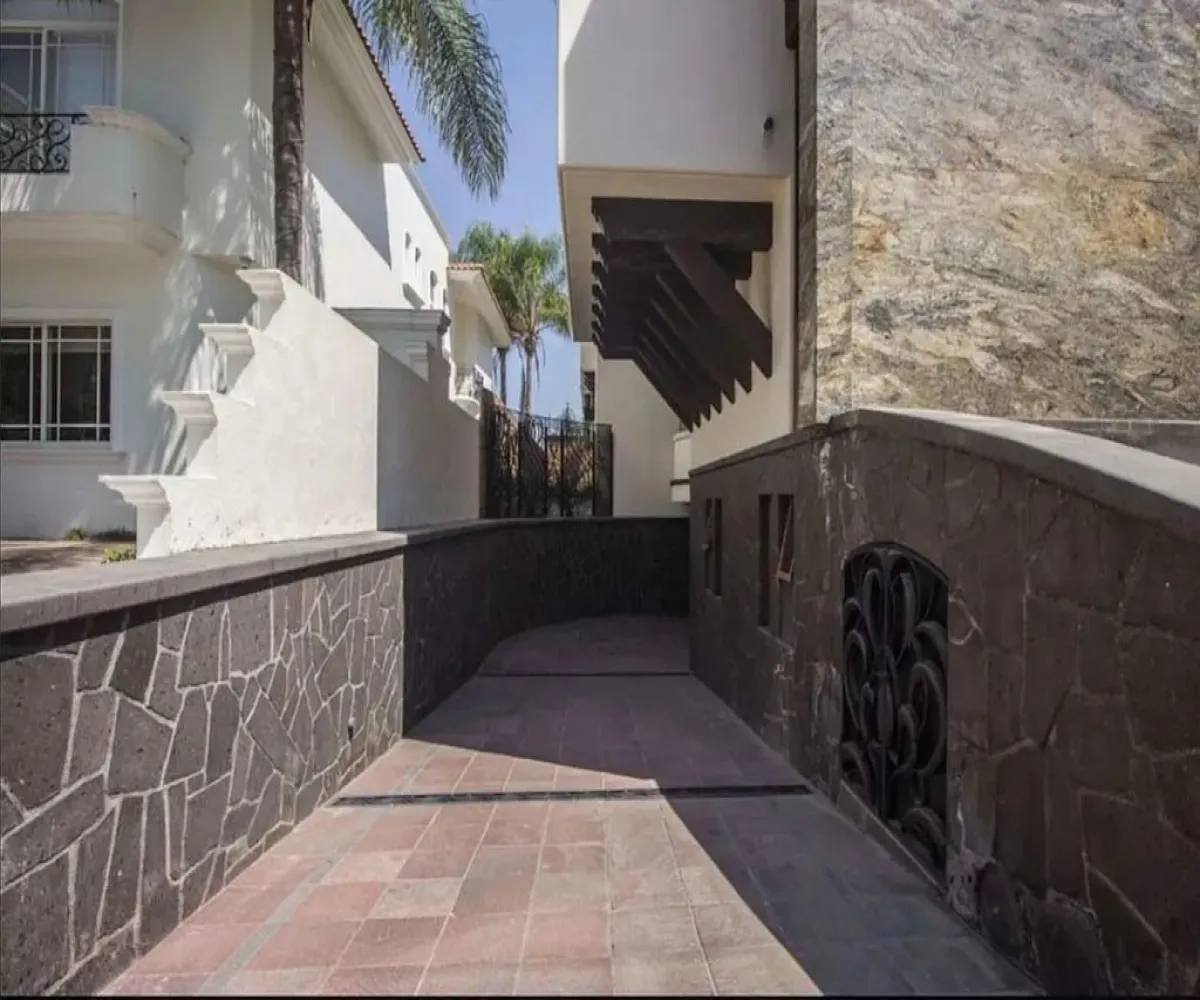 Casa En Renta,Puerta de Hierro,Boulevard Puerta de Hierro 5624, Zapopan, Jalisco 45116, 4 Habitaciones,5 Baños,Boulevard Puerta de Hierro,1,pgkZAGi