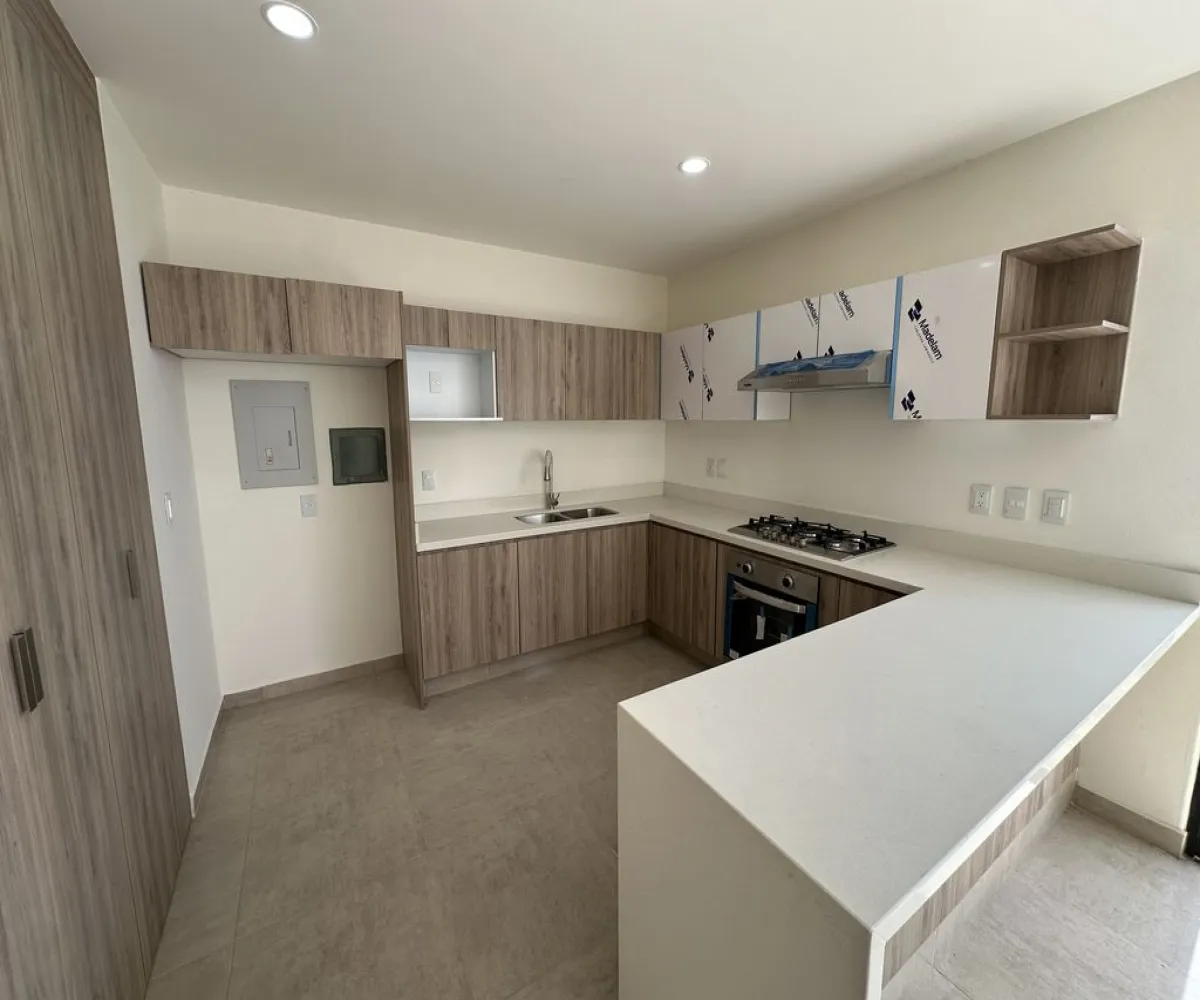 Casa En Venta,Avenida Paseo de la Cantera 200 223, Zapopan, Jalisco 45134, 3 Habitaciones,2 Baños,Avenida Paseo de la Cantera,2,pZs58iz