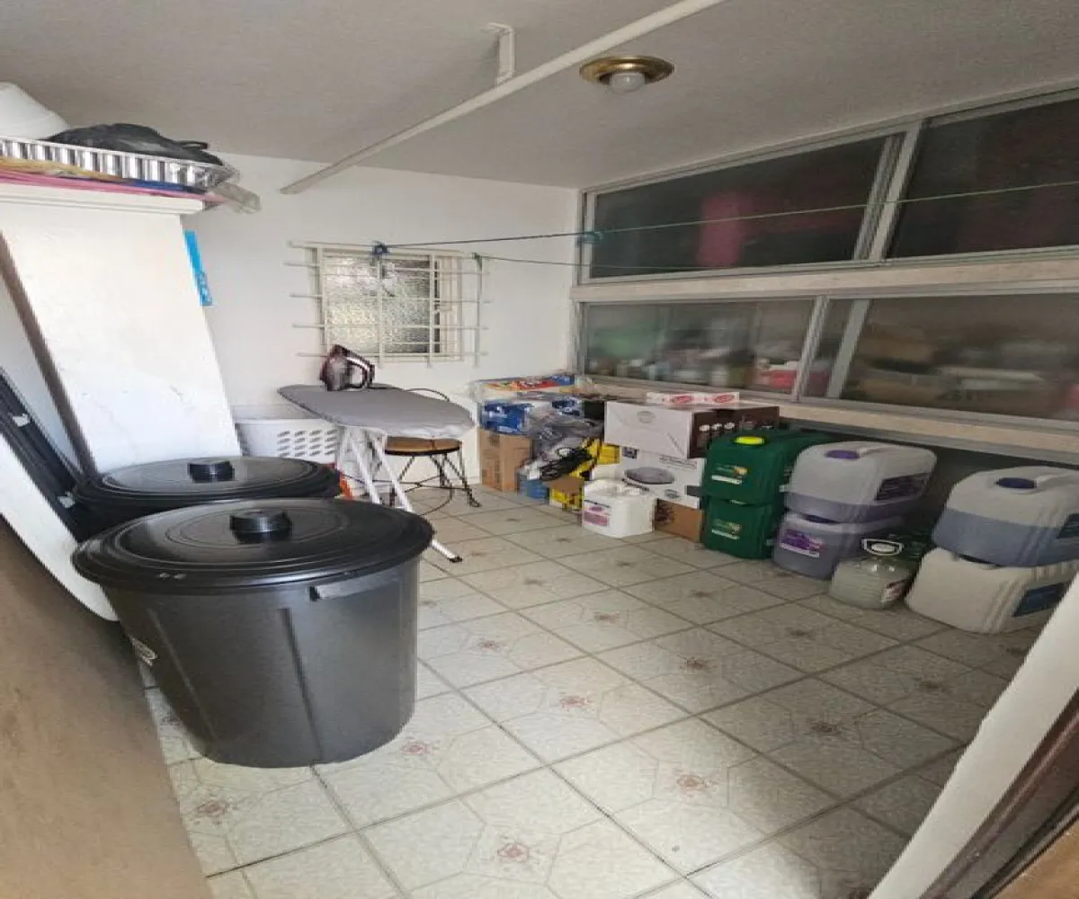 Casa En Venta,Italia Providencia,Calle Ottawa 1051, Guadalajara, Jalisco 44648, 5 Habitaciones,4 Baños,Calle Ottawa,3,pMoQhSX