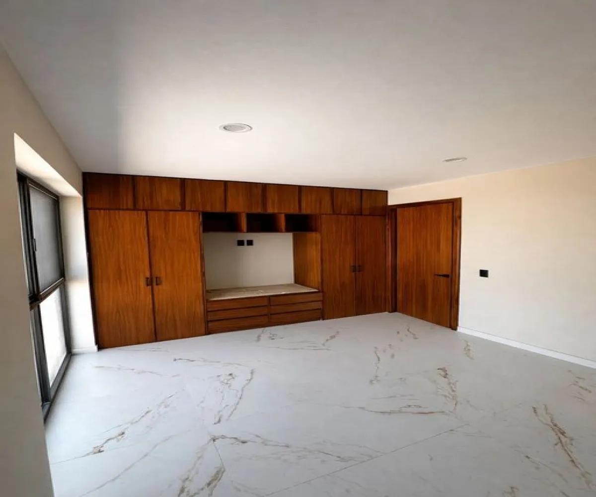 Casa En Venta,Bosques Vallarta,Avenida Inglaterra 3468, Zapopan, Jalisco 45134, 3 Habitaciones,2 Baños,Avenida Inglaterra,3,pPEnjAw