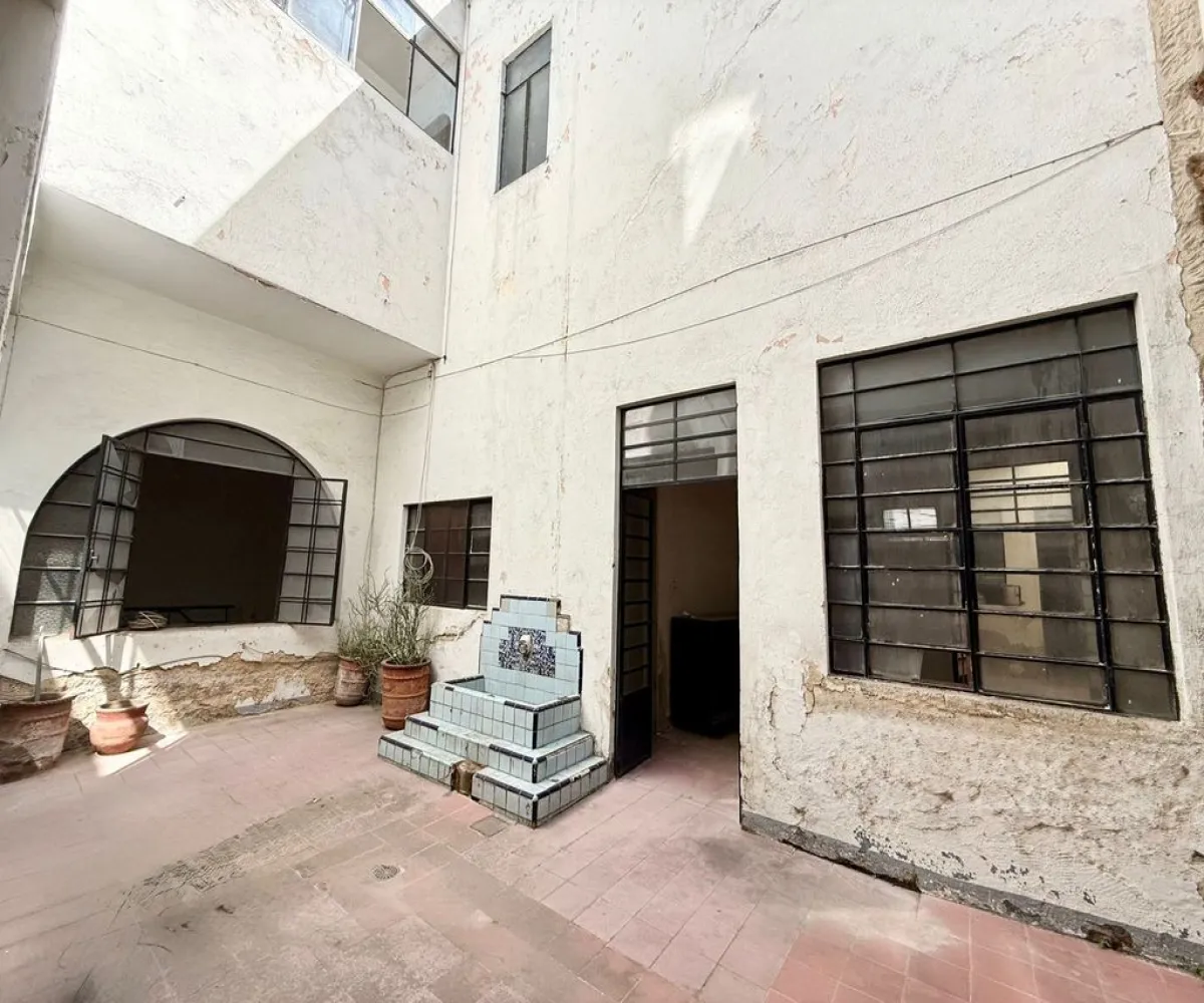 Casa En Venta,Zona Centro,Calle Pavo 323, Guadalajara, Jalisco 44100, 7 Habitaciones,3 Baños,Calle Pavo,2,pScawlX