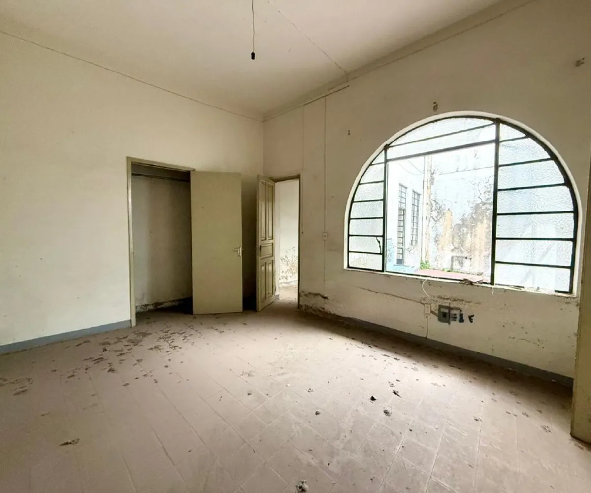 Casa En Venta,Zona Centro,Calle Pavo 323, Guadalajara, Jalisco 44100, 7 Habitaciones,3 Baños,Calle Pavo,2,pScawlX