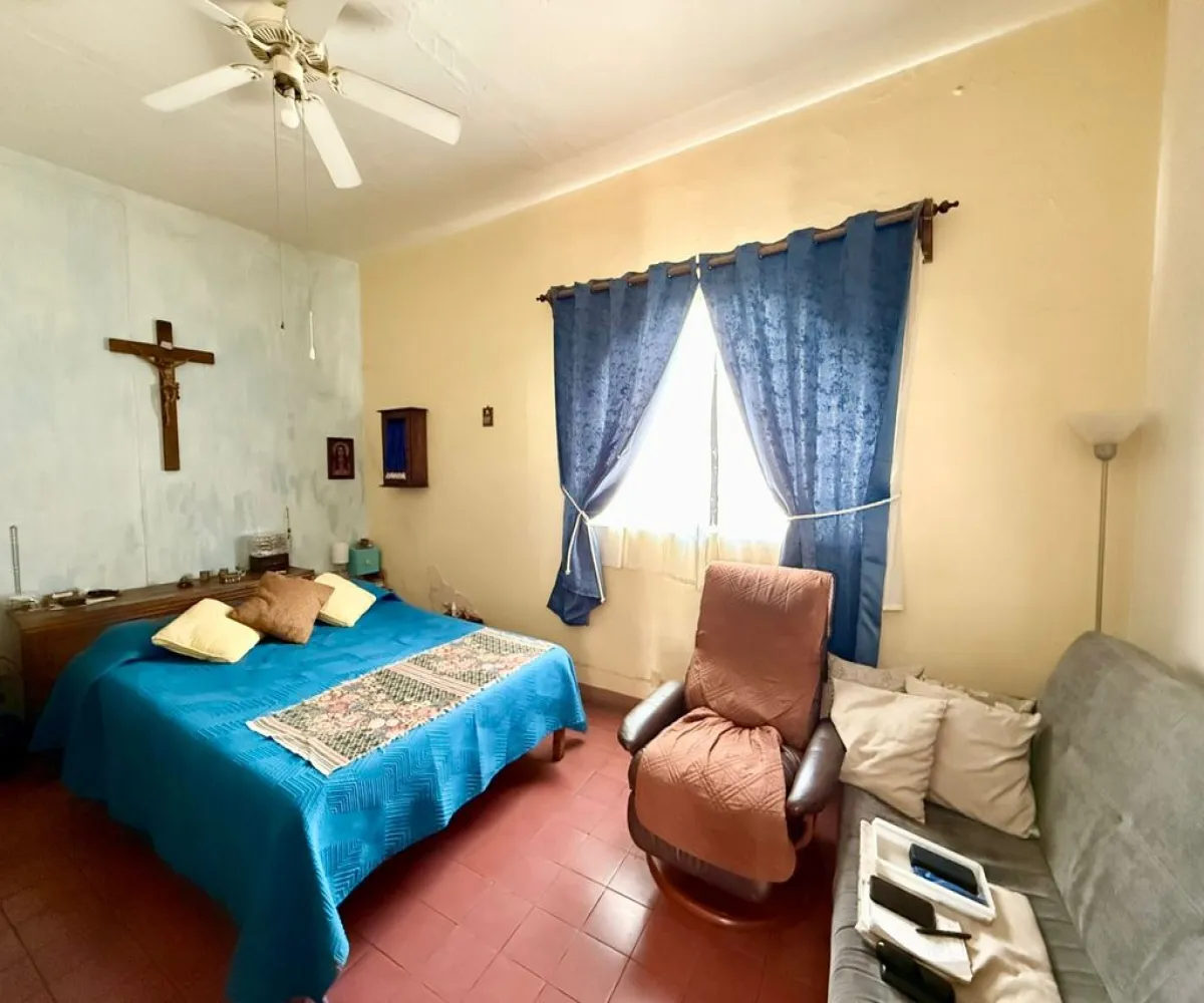 Casa En Venta,Zona Centro,Calle Pavo 323, Guadalajara, Jalisco 44100, 7 Habitaciones,3 Baños,Calle Pavo,2,pScawlX