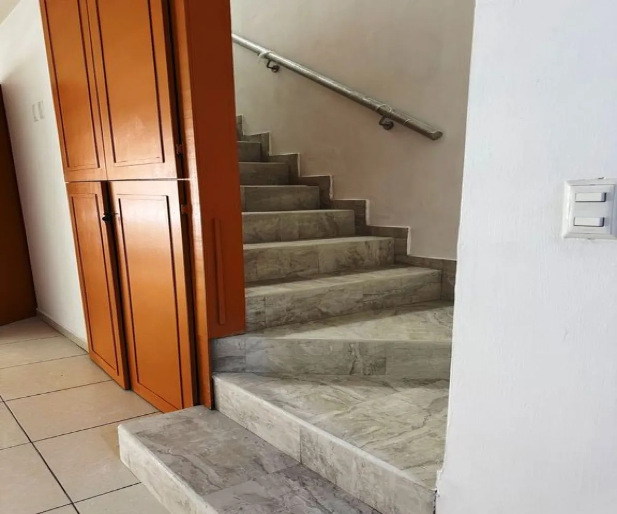 Casa En Venta,San Carlos,Calle Nicolás Bravo S/N, Guadalajara, Jalisco 44460, 2 Habitaciones,2 Baños,Calle Nicolás Bravo,2,p4iw77w