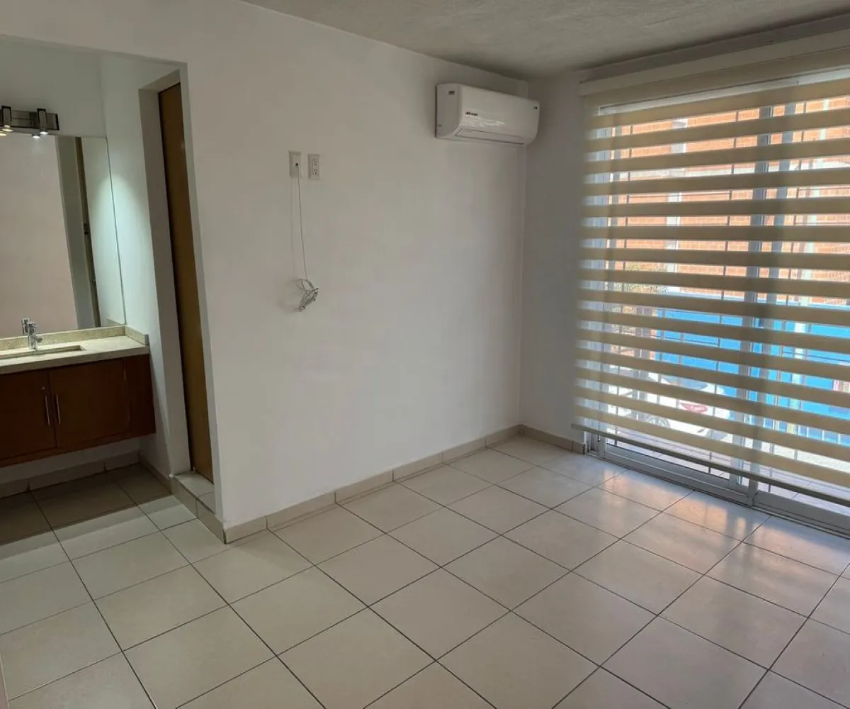 Casa En Venta,San Carlos,Calle Nicolás Bravo S/N, Guadalajara, Jalisco 44460, 2 Habitaciones,2 Baños,Calle Nicolás Bravo,2,p4iw77w