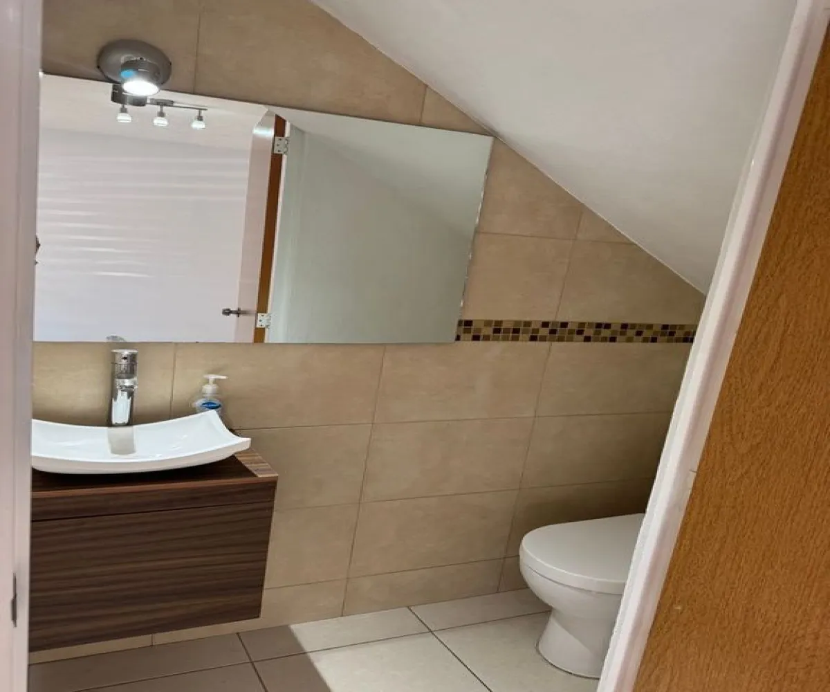 Casa En Venta,San Carlos,Calle Nicolás Bravo S/N, Guadalajara, Jalisco 44460, 2 Habitaciones,2 Baños,Calle Nicolás Bravo,2,p4iw77w